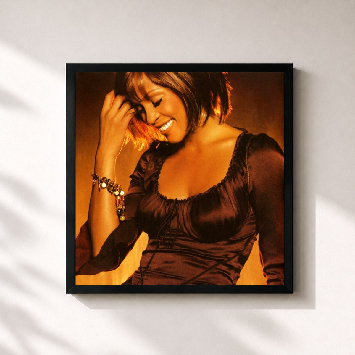 #noir Tableau carré de l'album Just Whitney de Whitney Houston, cadre noir 32x32 cm