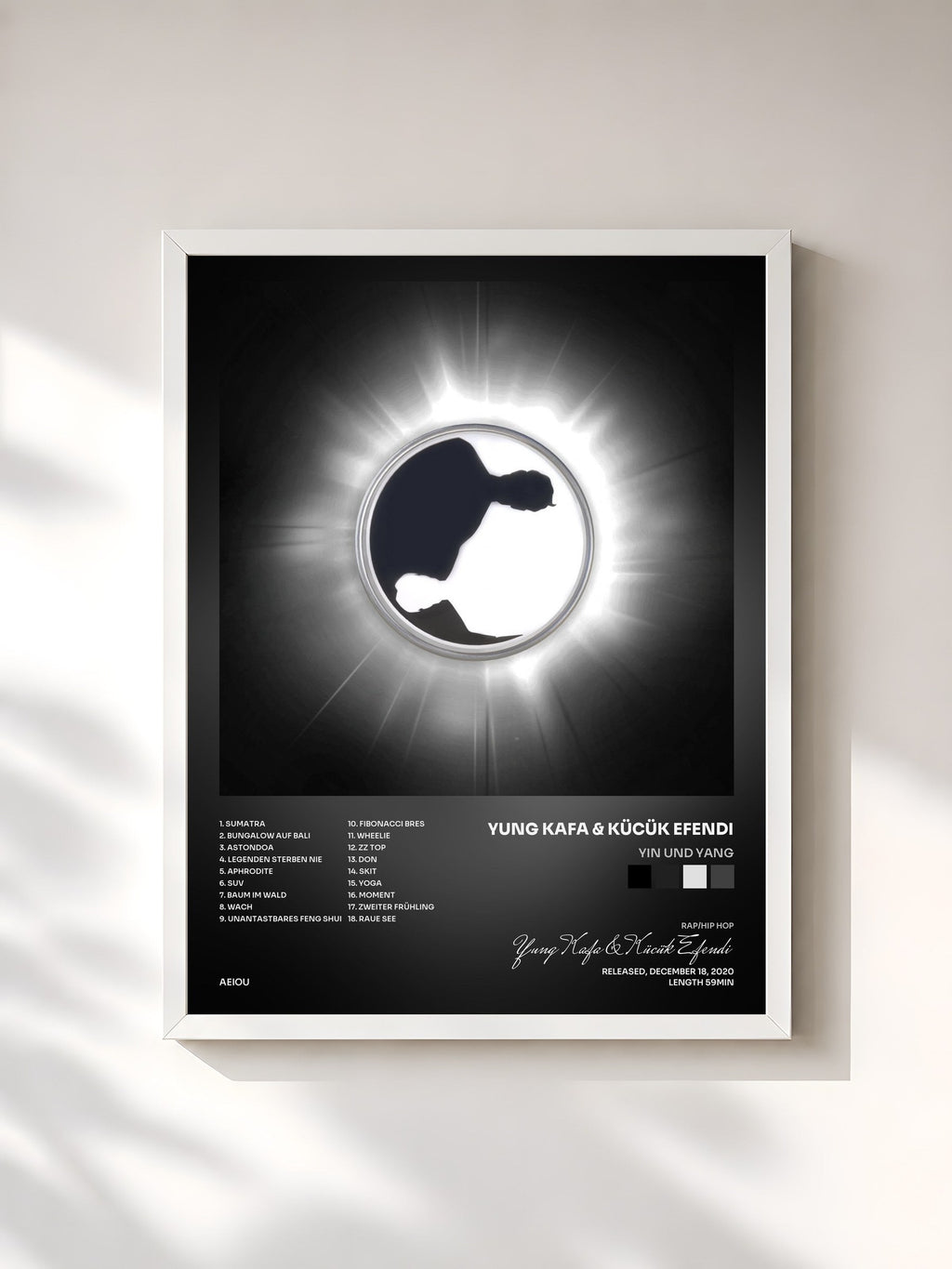 #blanc Yin und Yang by Yung Kafa & Kücük Efendi as a framed art print, white frame, printed and framed in France