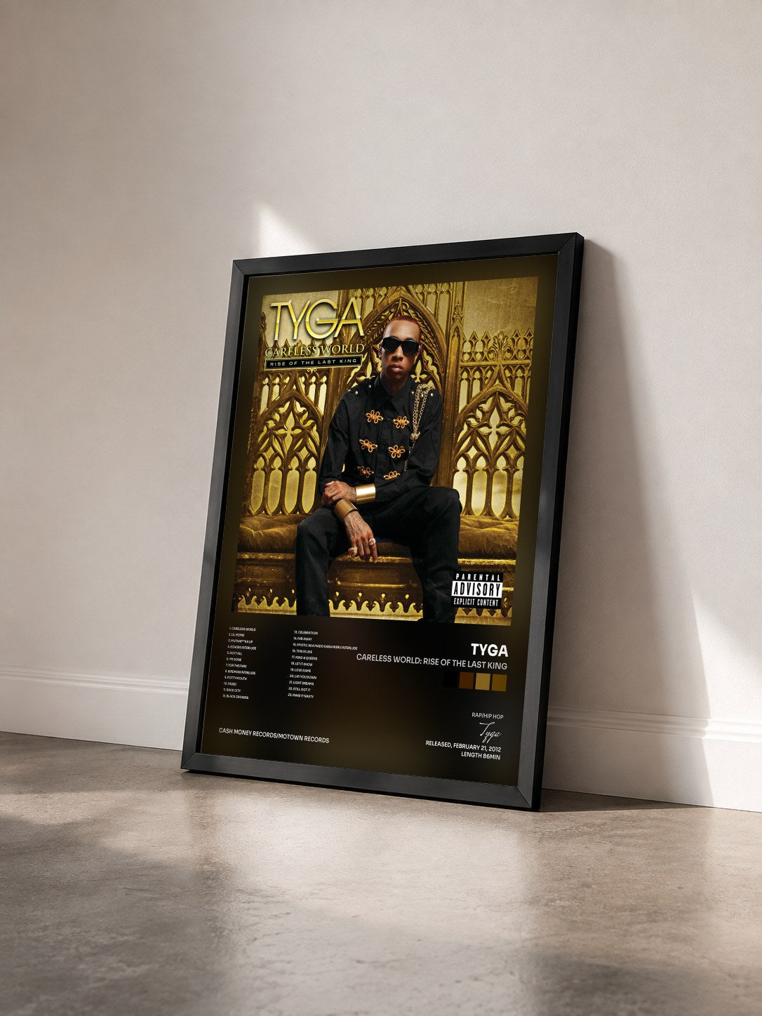 #noir Tableau de l'album Careless World: Rise Of The Last King de Tyga vu de trois quarts, cadre noir