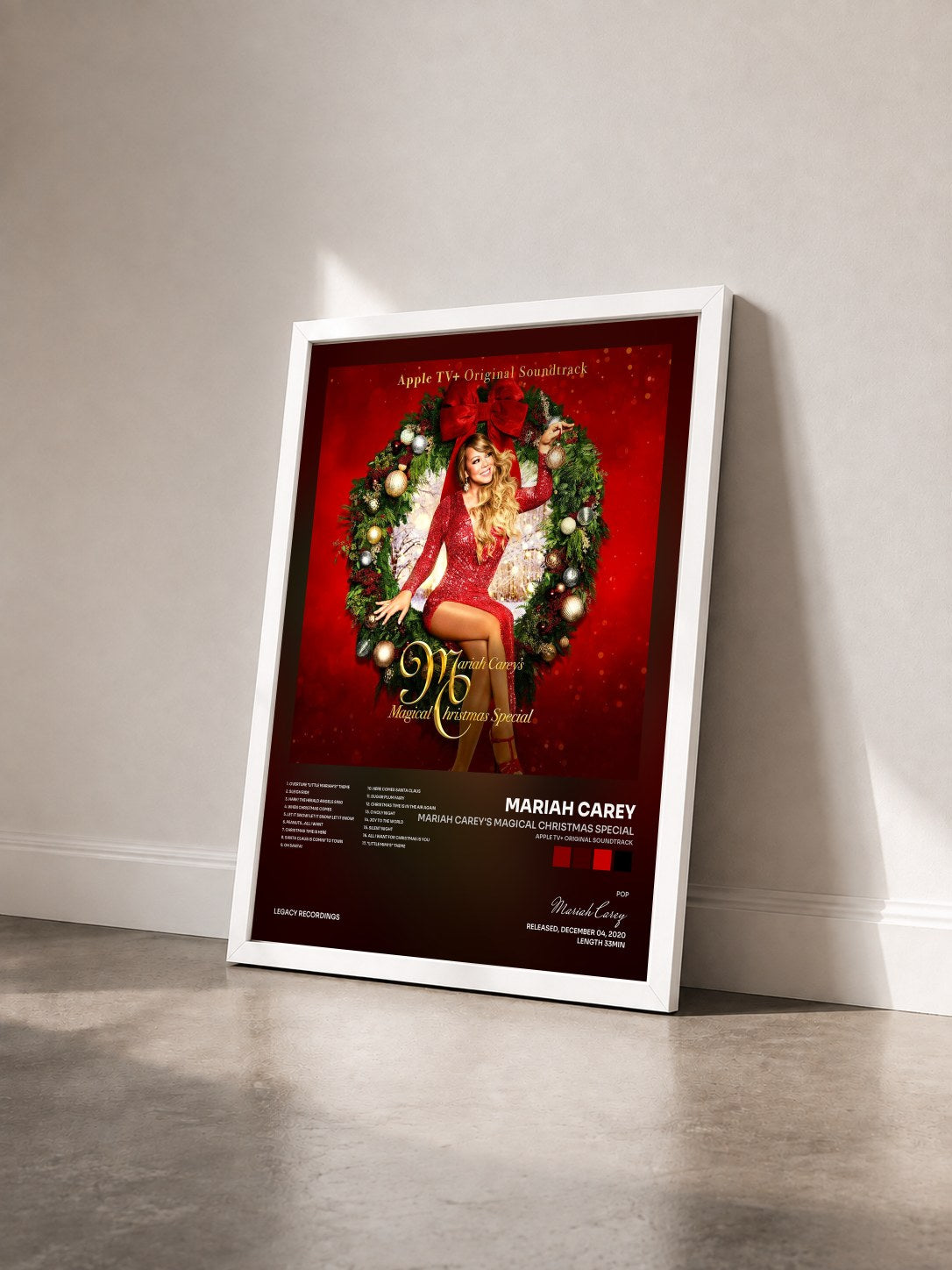 #blanc Tableau de l'album Mariah Carey's Magical Christmas Special (Apple TV+ Original Soundtrack) de Mariah Carey vu de trois quarts, cadre blanc