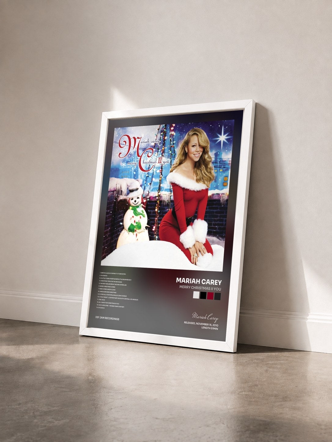 #blanc Tableau de l'album Merry Christmas II You de Mariah Carey vu de trois quarts, cadre blanc