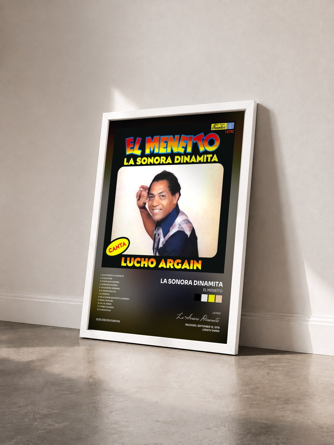 #blanc Tableau de l'album El Meneíto de La Sonora Dinamita vu de trois quarts, cadre blanc