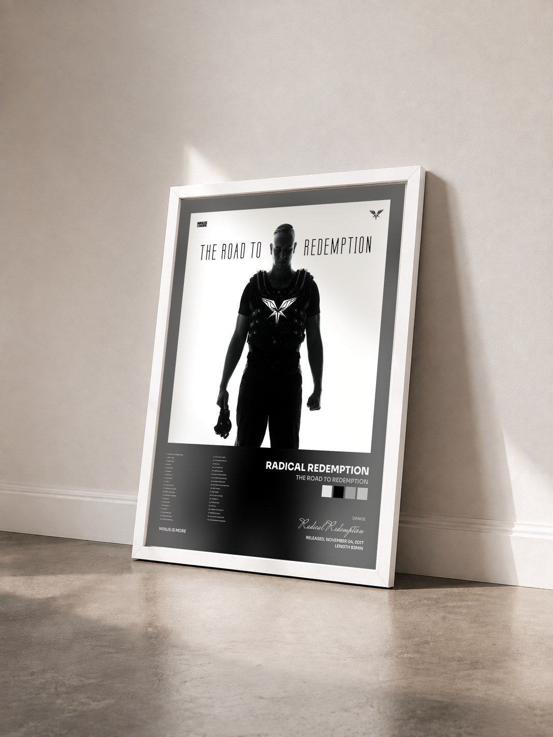 #blanc Tableau de l'album The Road To Redemption de Radical Redemption vu de trois quarts, cadre blanc