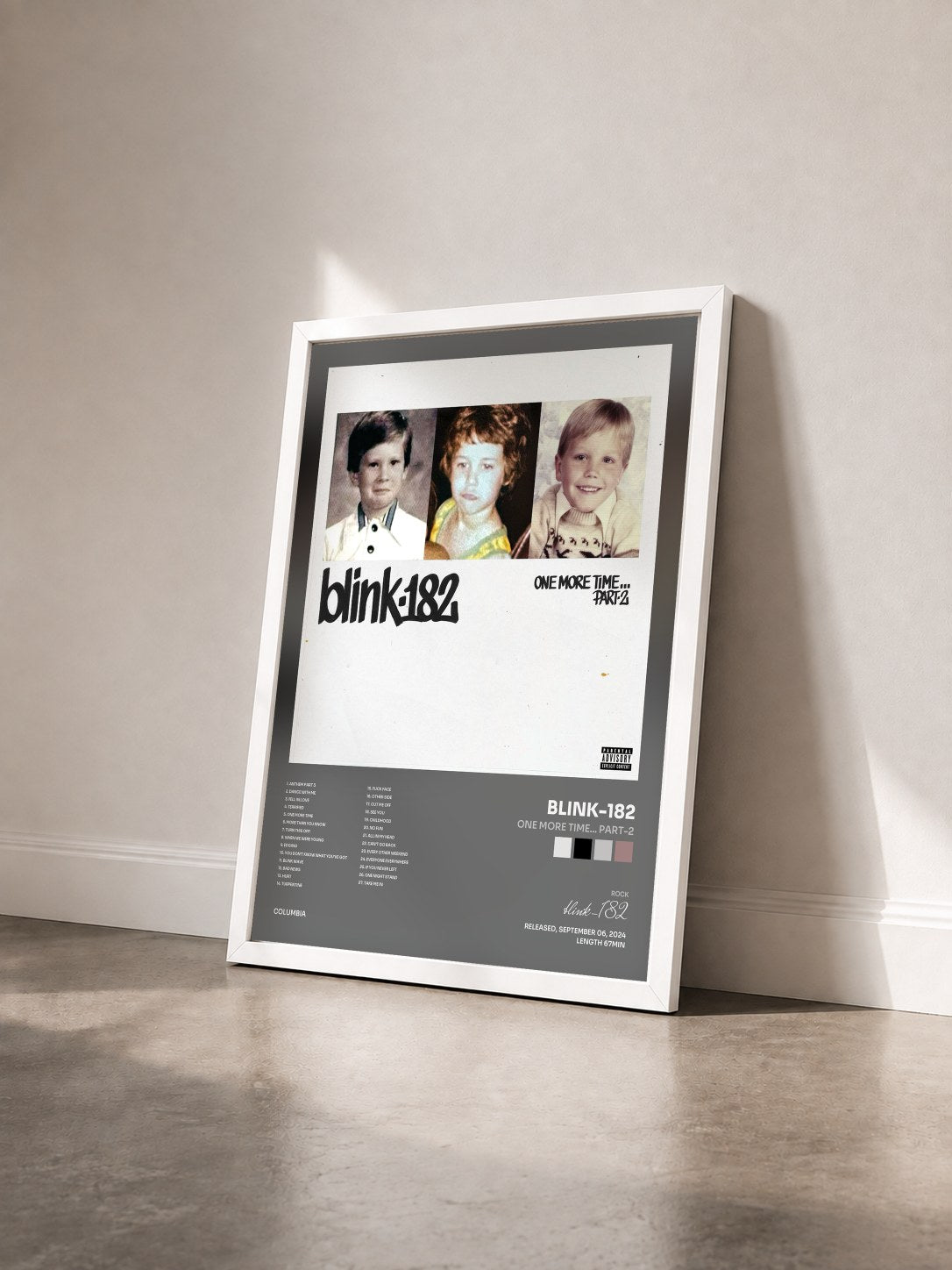 #blanc Tableau de l'album ONE MORE TIME... PART-2 de blink-182 vu de trois quarts, cadre blanc