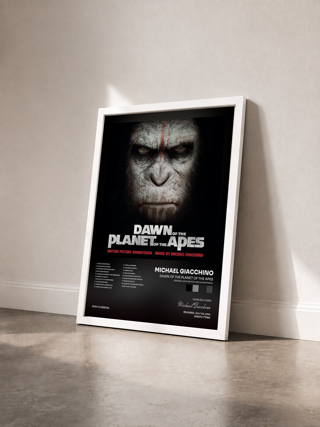 #blanc Tableau de l'album Dawn of the Planet of the Apes (Original Motion Picture Soundtrack) de Michael Giacchino vu de trois quarts, cadre blanc
