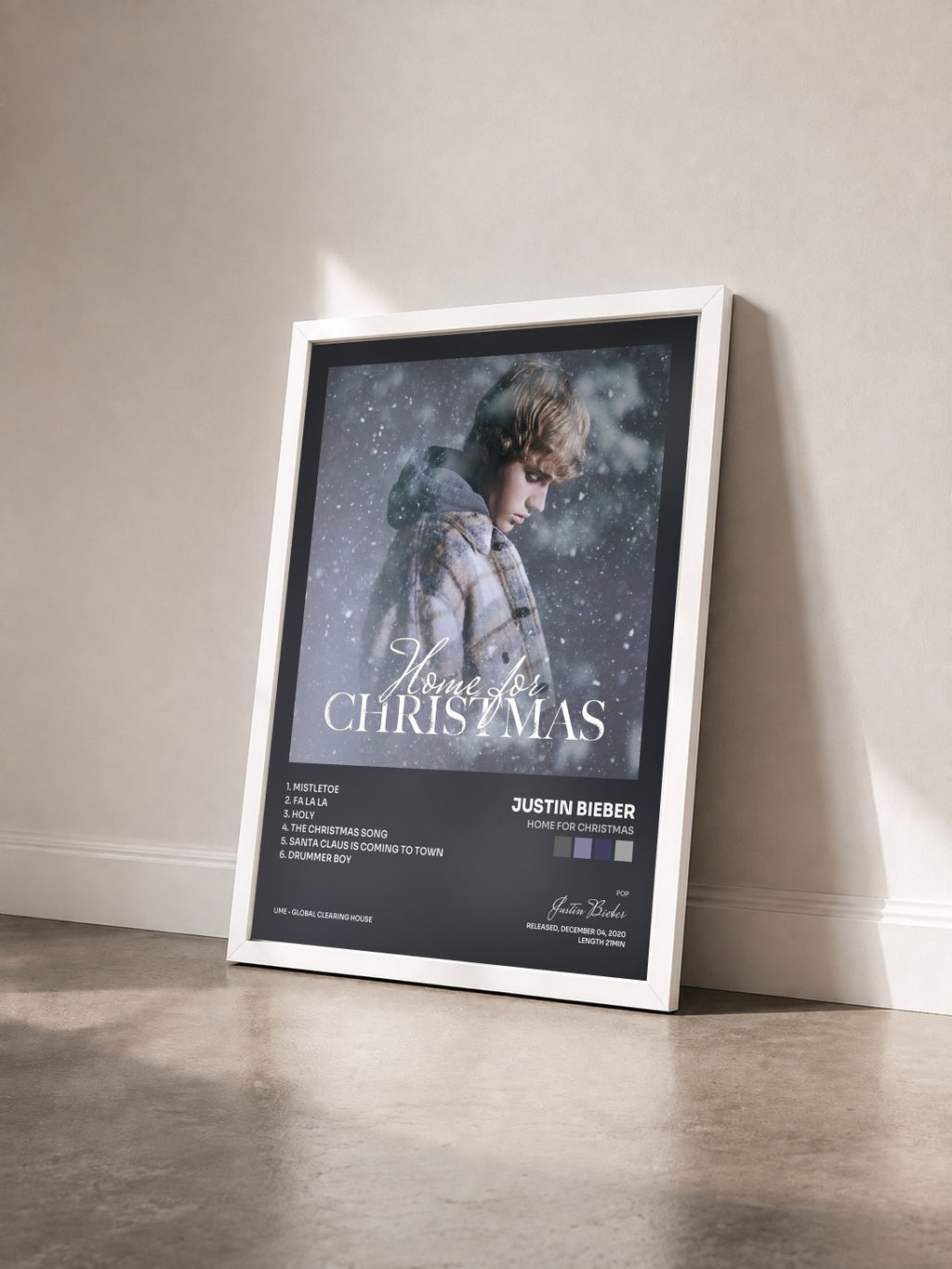 #blanc Tableau de l'album Home for Christmas de Justin Bieber vu de trois quarts, cadre blanc