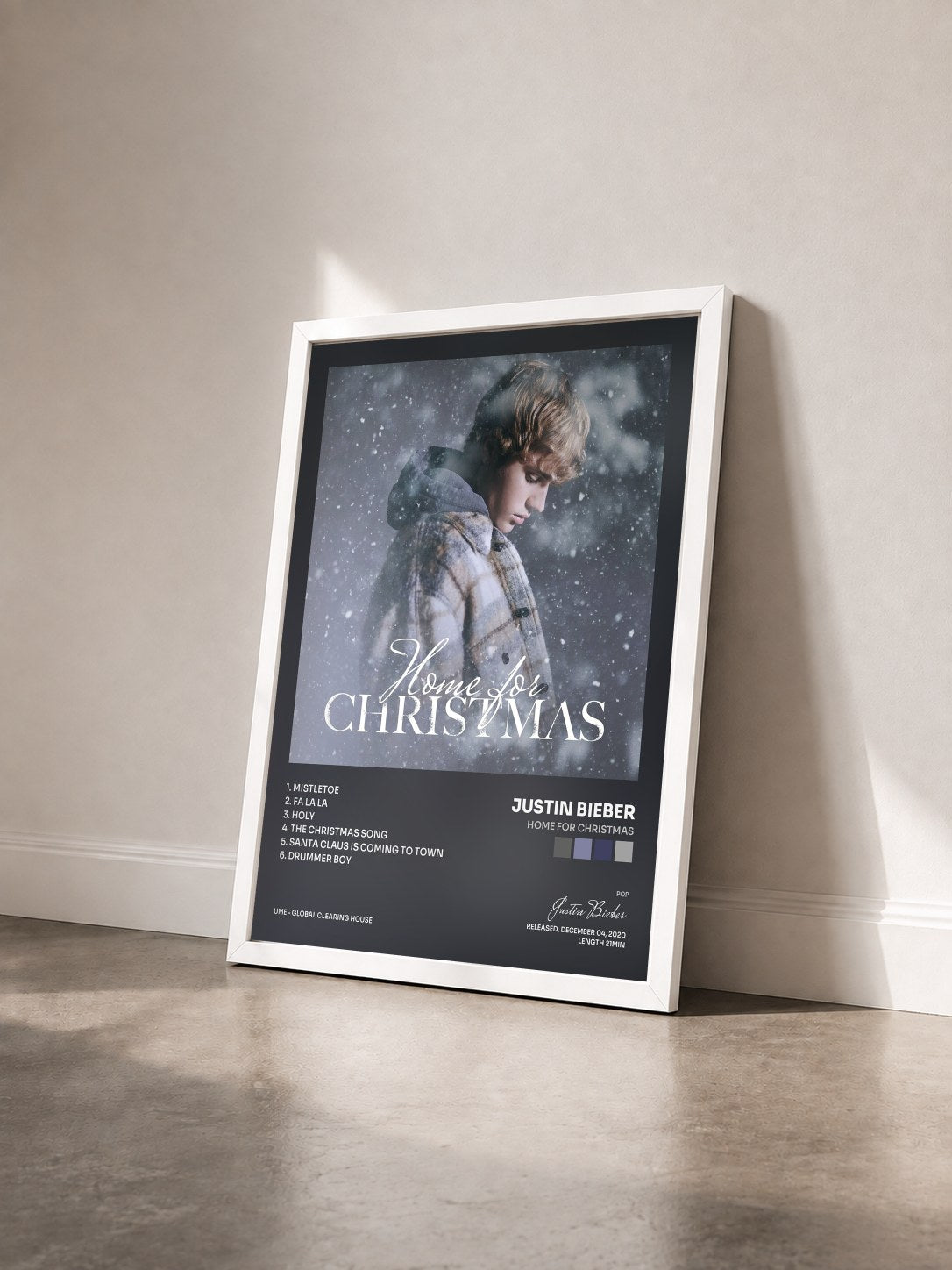 #blanc Tableau de l'album Home for Christmas de Justin Bieber vu de trois quarts, cadre blanc