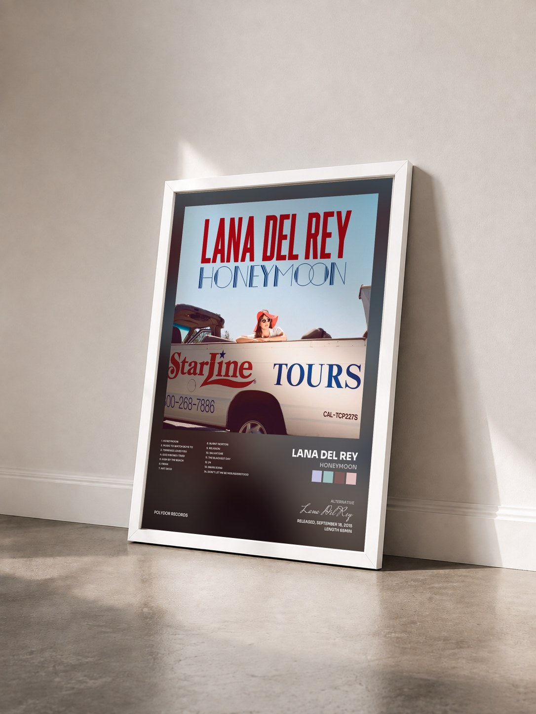 #blanc Tableau de l'album Honeymoon de Lana Del Rey vu de trois quarts, cadre blanc