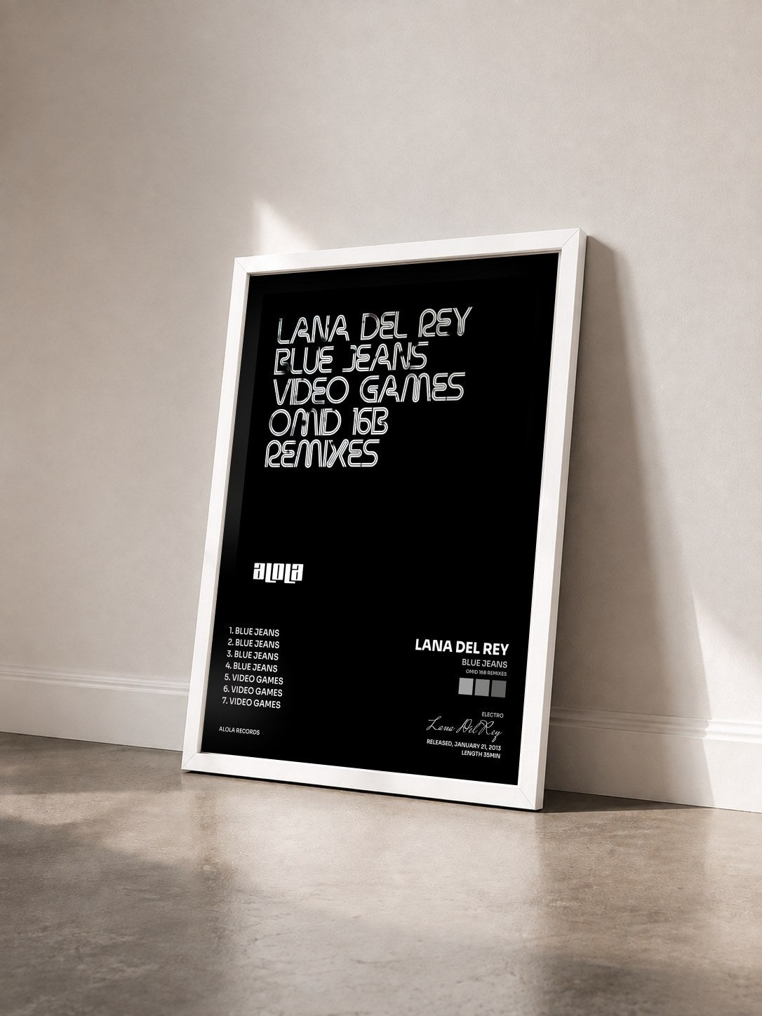 #blanc Tableau de l'album Blue Jeans (Omid 16B Remixes) de Lana Del Rey vu de trois quarts, cadre blanc