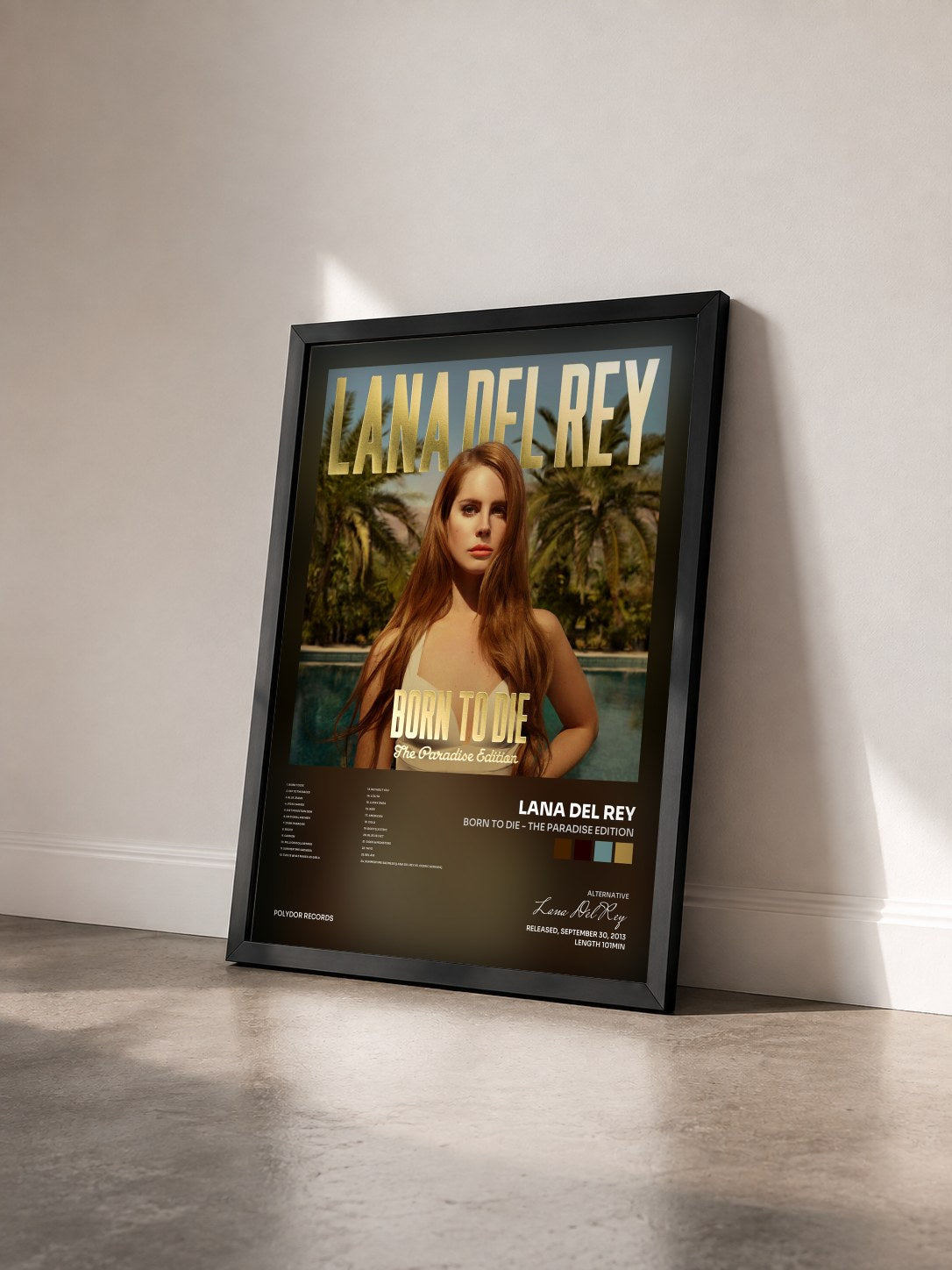 #noir Tableau de l'album Born To Die - The Paradise Edition de Lana Del Rey vu de trois quarts, cadre noir