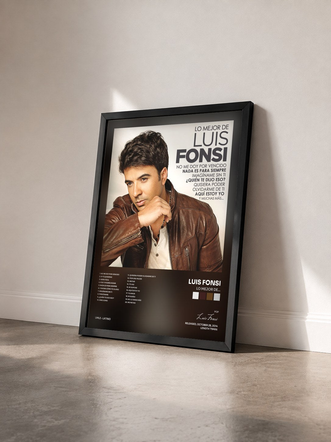 #noir Lo Mejor De... de Luis Fonsi en lámina enmarcada vista de tres cuartos, marco negro