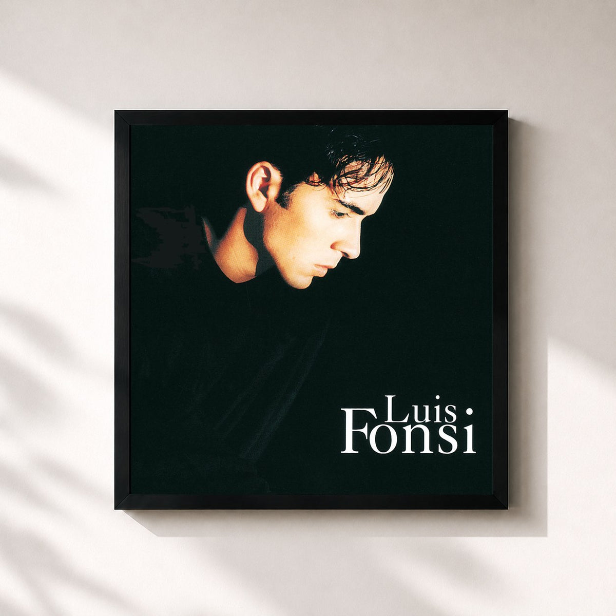 #noir Comenzare de Luis Fonsi en lámina cuadrada enmarcada, marco negro de 32x32 cm