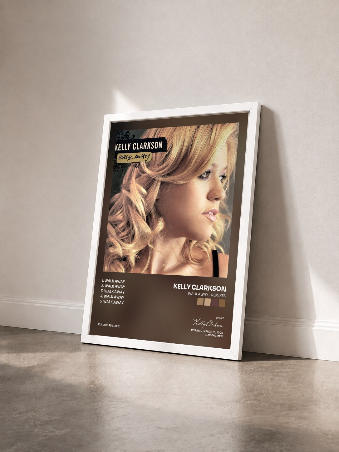 #blanc Tableau de l'album Walk Away - Remixes de Kelly Clarkson vu de trois quarts, cadre blanc