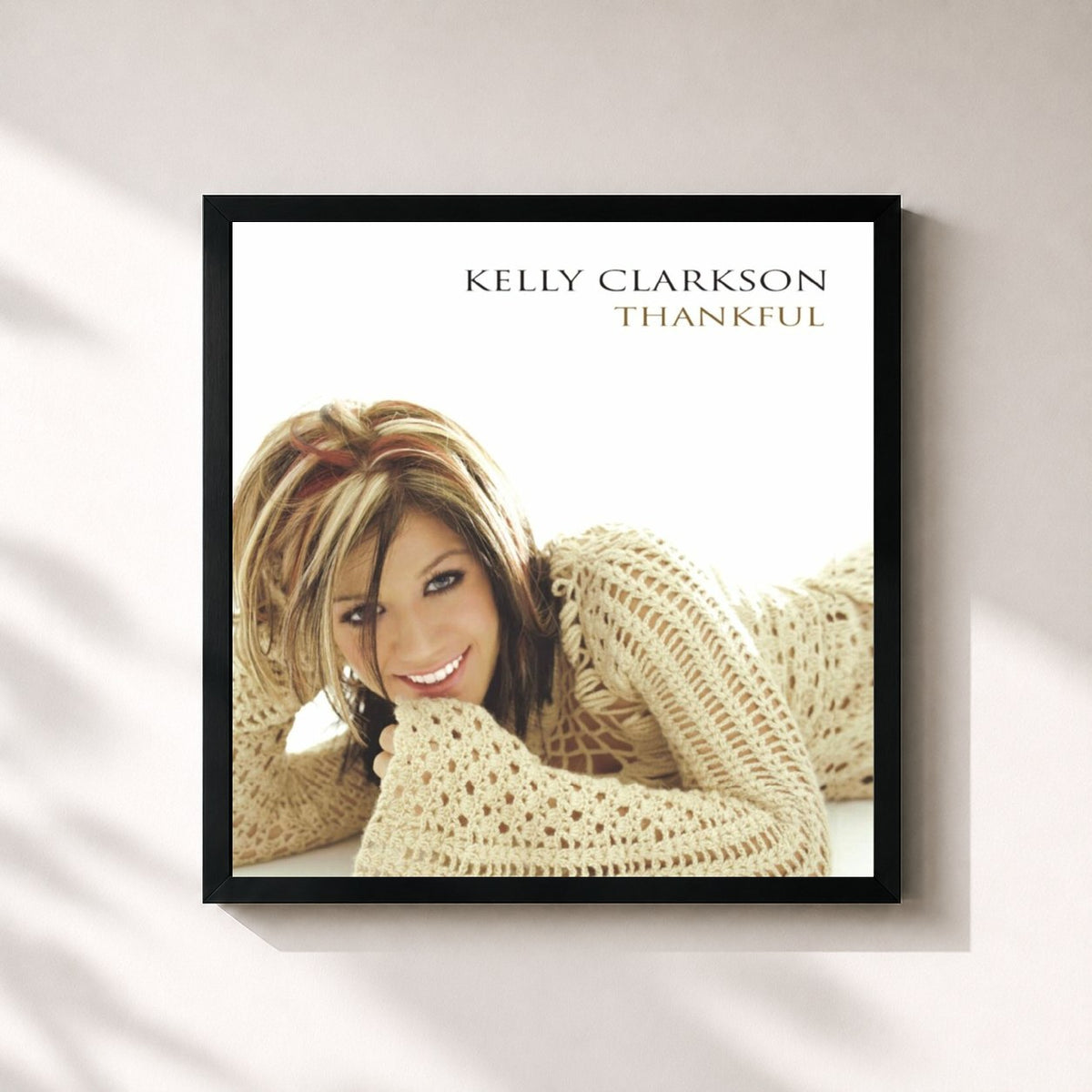 #noir Tableau carré de l'album Thankful de Kelly Clarkson, cadre noir 32x32 cm
