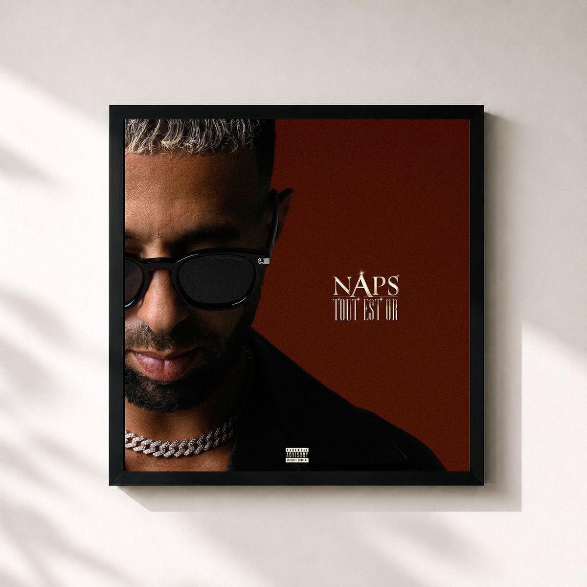 #noir Tableau carré de l'album TOUT EST OR de Naps, cadre noir 32x32 cm