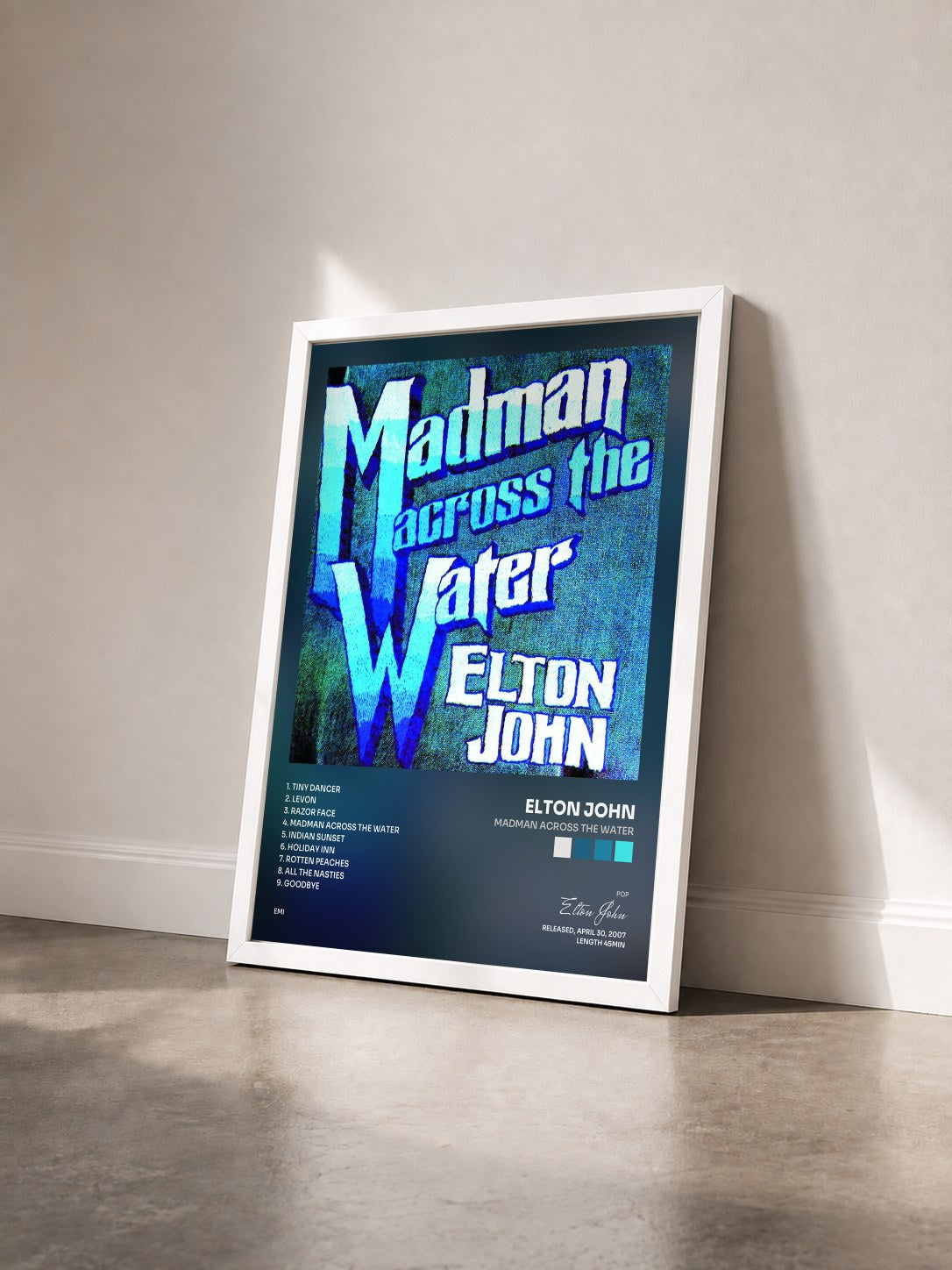 #blanc Tableau de l'album Madman Across The Water de Elton John vu de trois quarts, cadre blanc