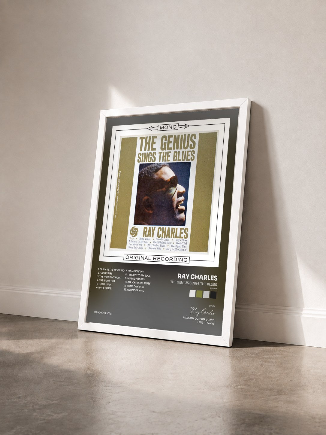 #blanc Tableau de l'album The Genius Sings the Blues (Mono) de Ray Charles vu de trois quarts, cadre blanc