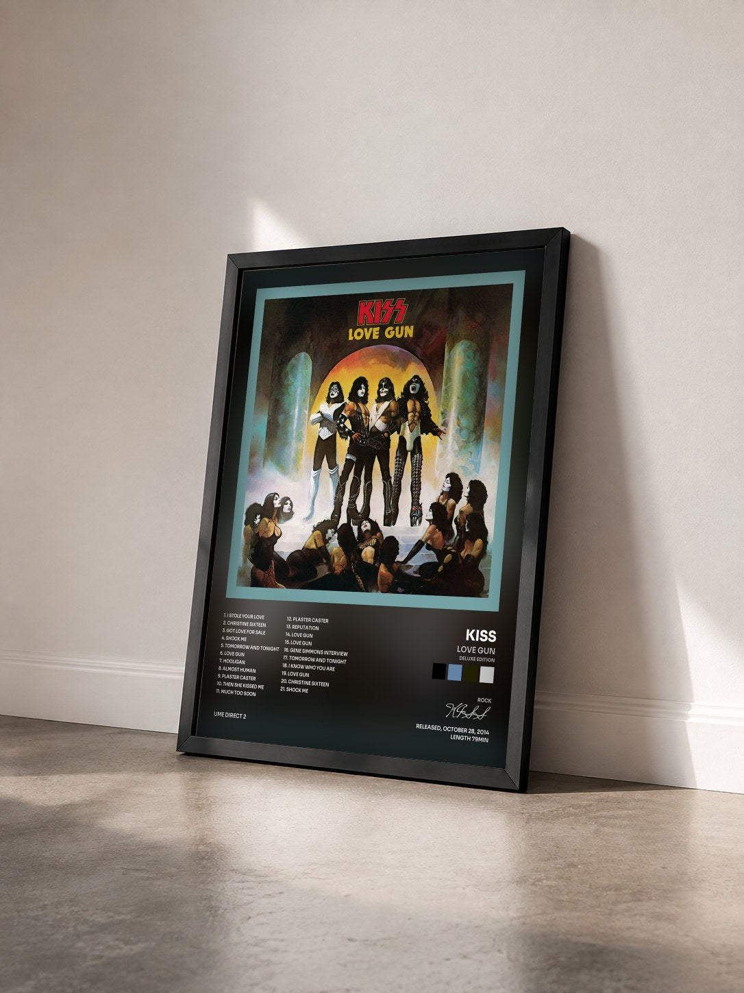 #noir Tableau de l'album Love Gun (Deluxe Edition) de KISS vu de trois quarts, cadre noir