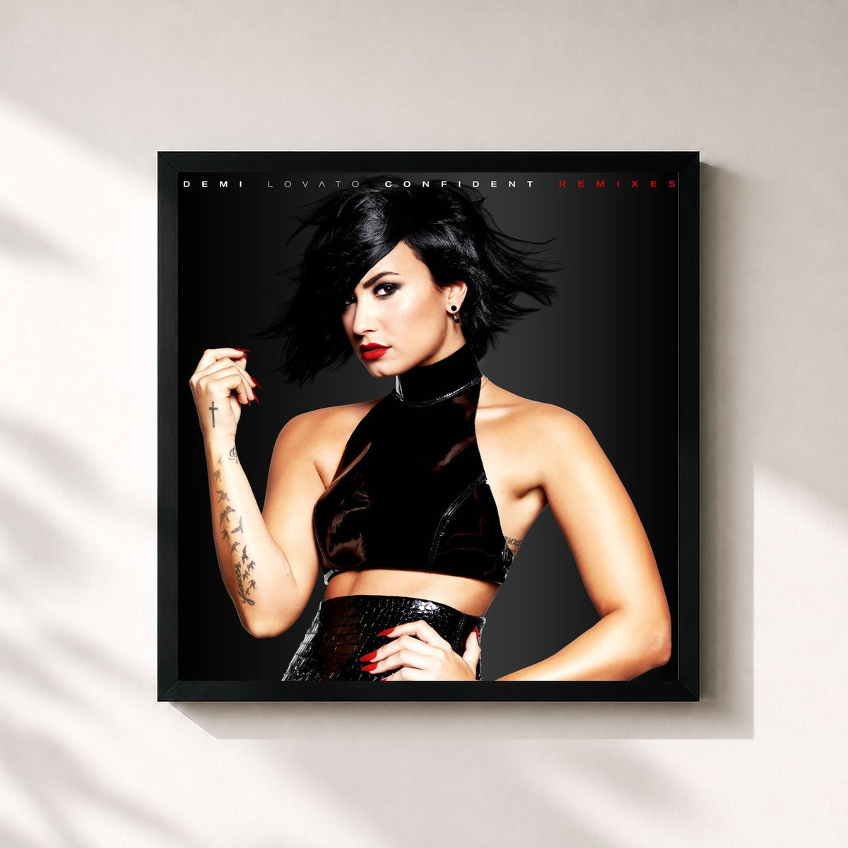 #noir Tableau carré de l'album Confident Remixes de Demi Lovato, cadre noir 32x32 cm