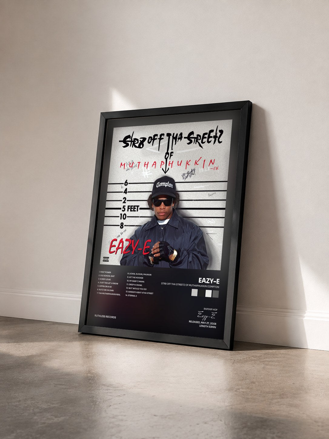 #noir Tableau de l'album Str8 off Tha Streetz of Muthaphukkin Compton de Eazy-E vu de trois quarts, cadre noir