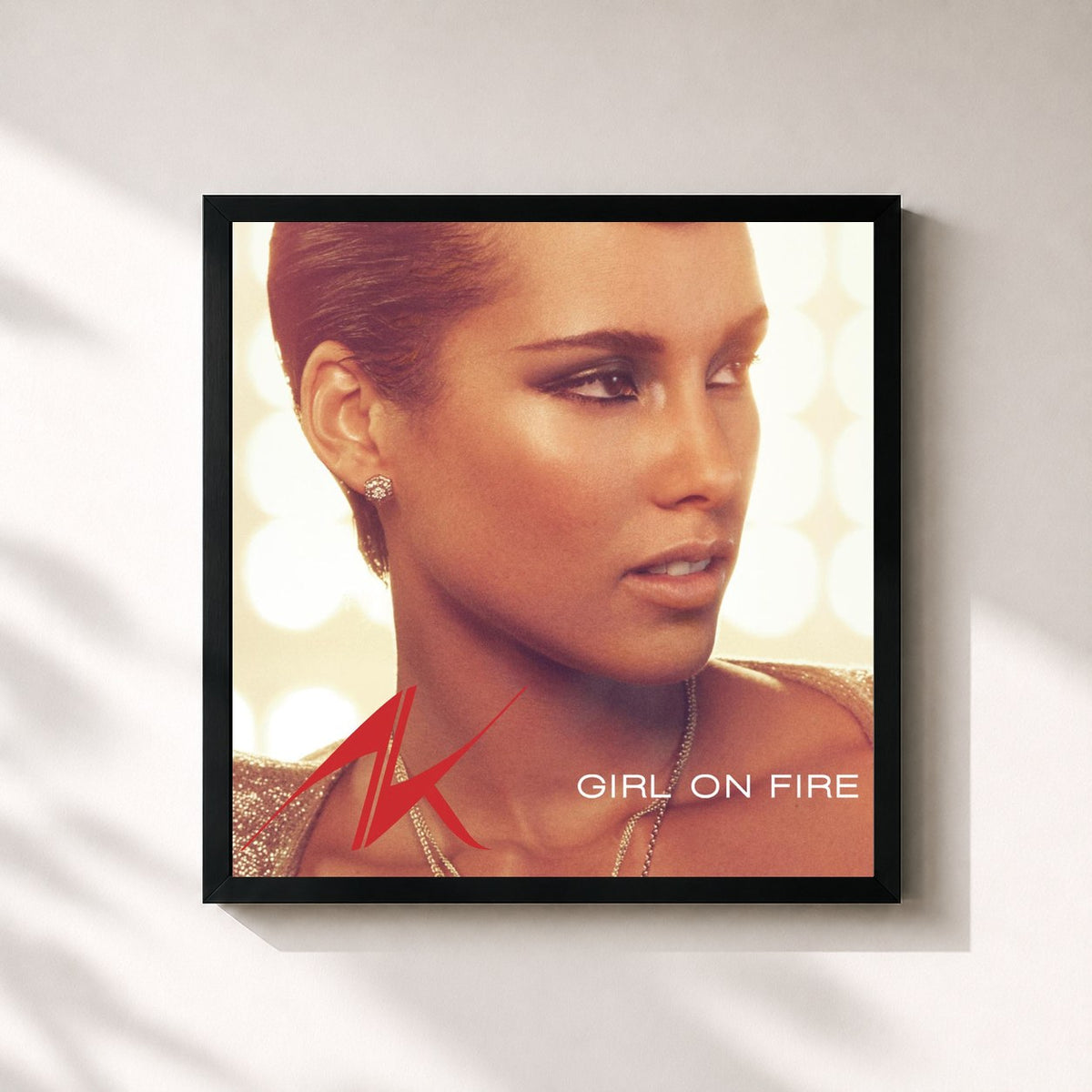 #noir Tableau carré de l'album Girl on Fire (Remixes) - EP de Alicia Keys, cadre noir 32x32 cm