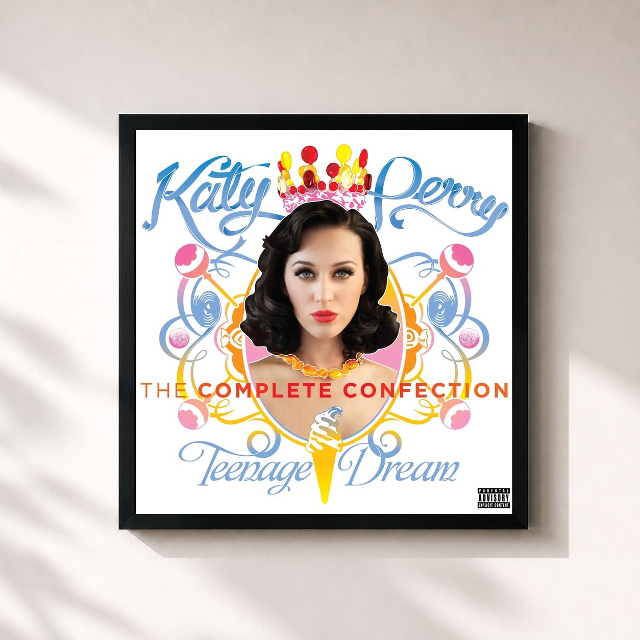 #noir Teenage Dream: The Complete Confection di Katy Perry in stampa quadrata incorniciata, cornice nera 32x32 cm
