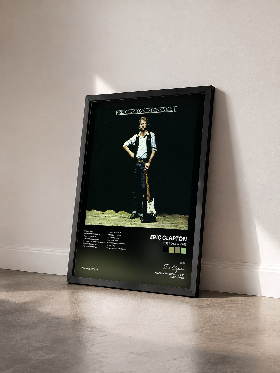 #noir Tableau de l'album Just One Night de Eric Clapton vu de trois quarts, cadre noir