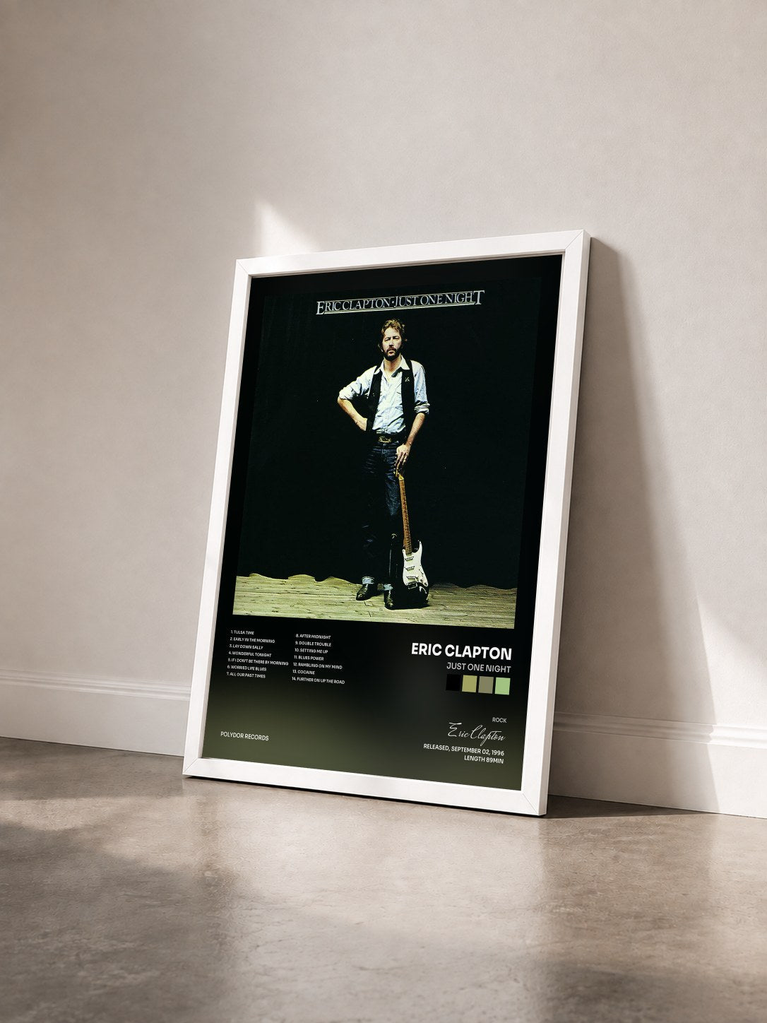 #blanc Tableau de l'album Just One Night de Eric Clapton vu de trois quarts, cadre blanc