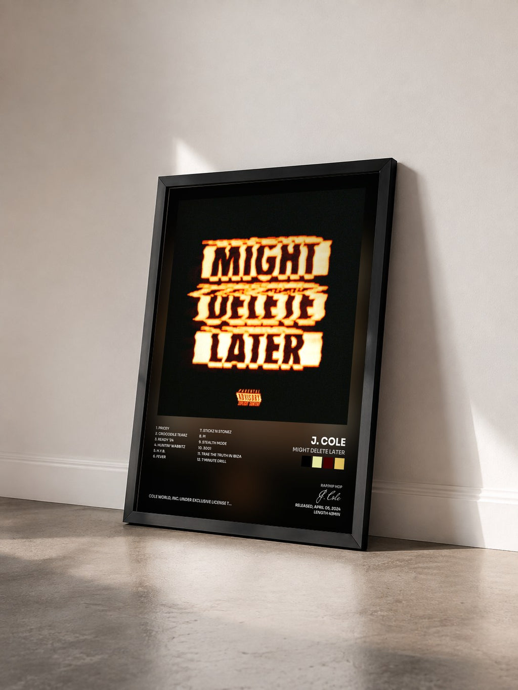#noir Tableau de l'album Might Delete Later de J. Cole vu de trois quarts, cadre noir