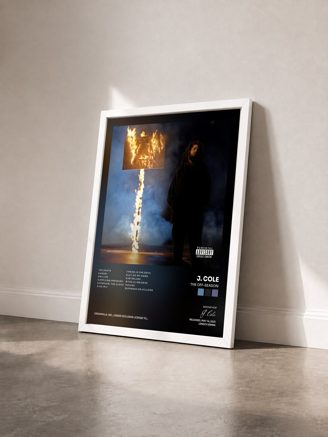 #blanc Tableau de l'album The Off-Season de J. Cole vu de trois quarts, cadre blanc