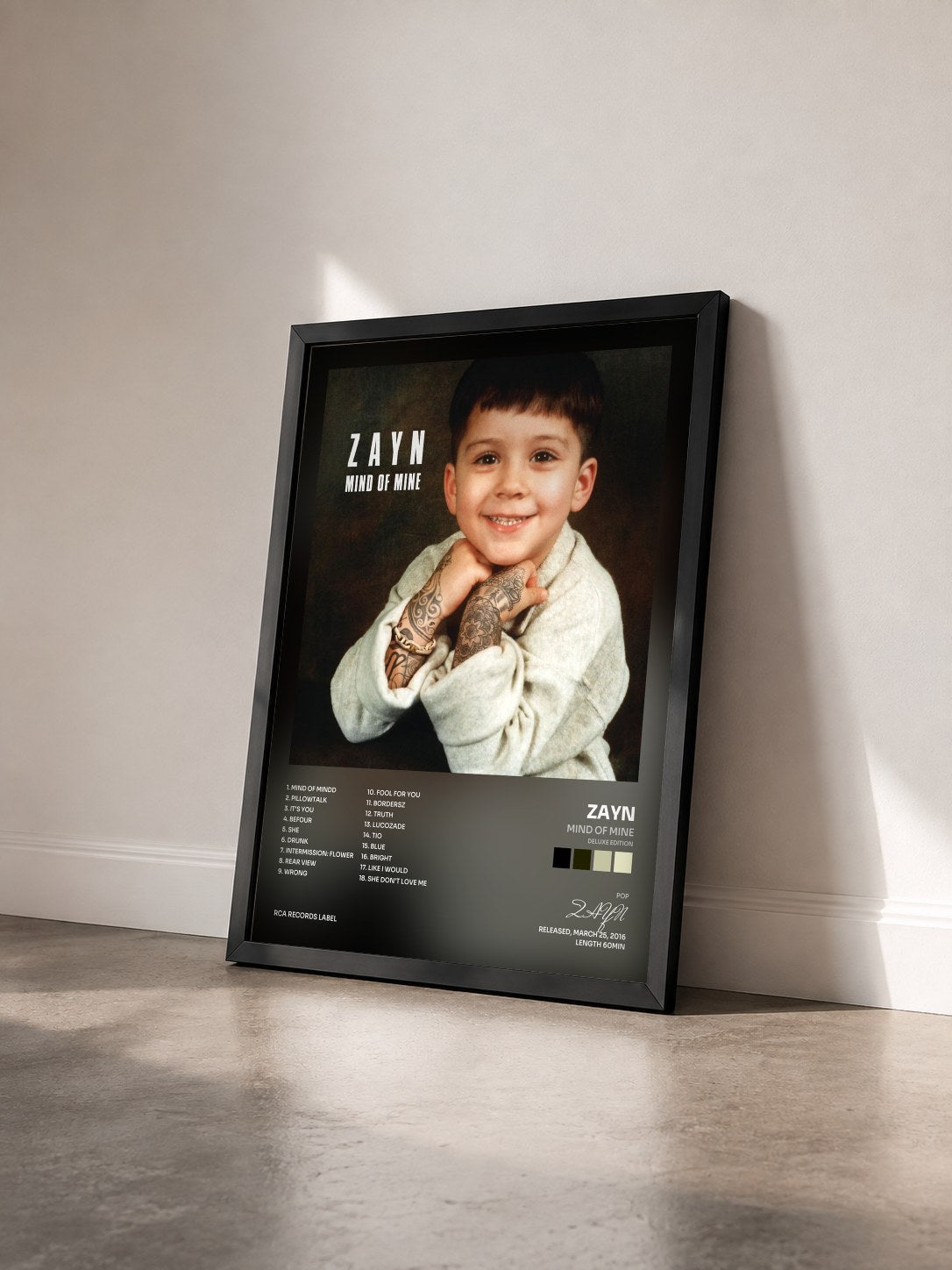 #noir Tableau de l'album Mind Of Mine (Deluxe Edition) de ZAYN vu de trois quarts, cadre noir