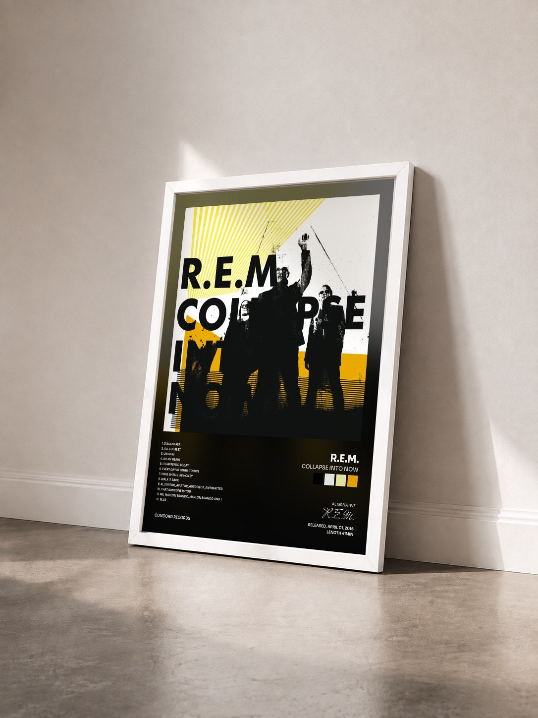 #blanc Tableau de l'album Collapse Into Now de R.E.M. vu de trois quarts, cadre blanc