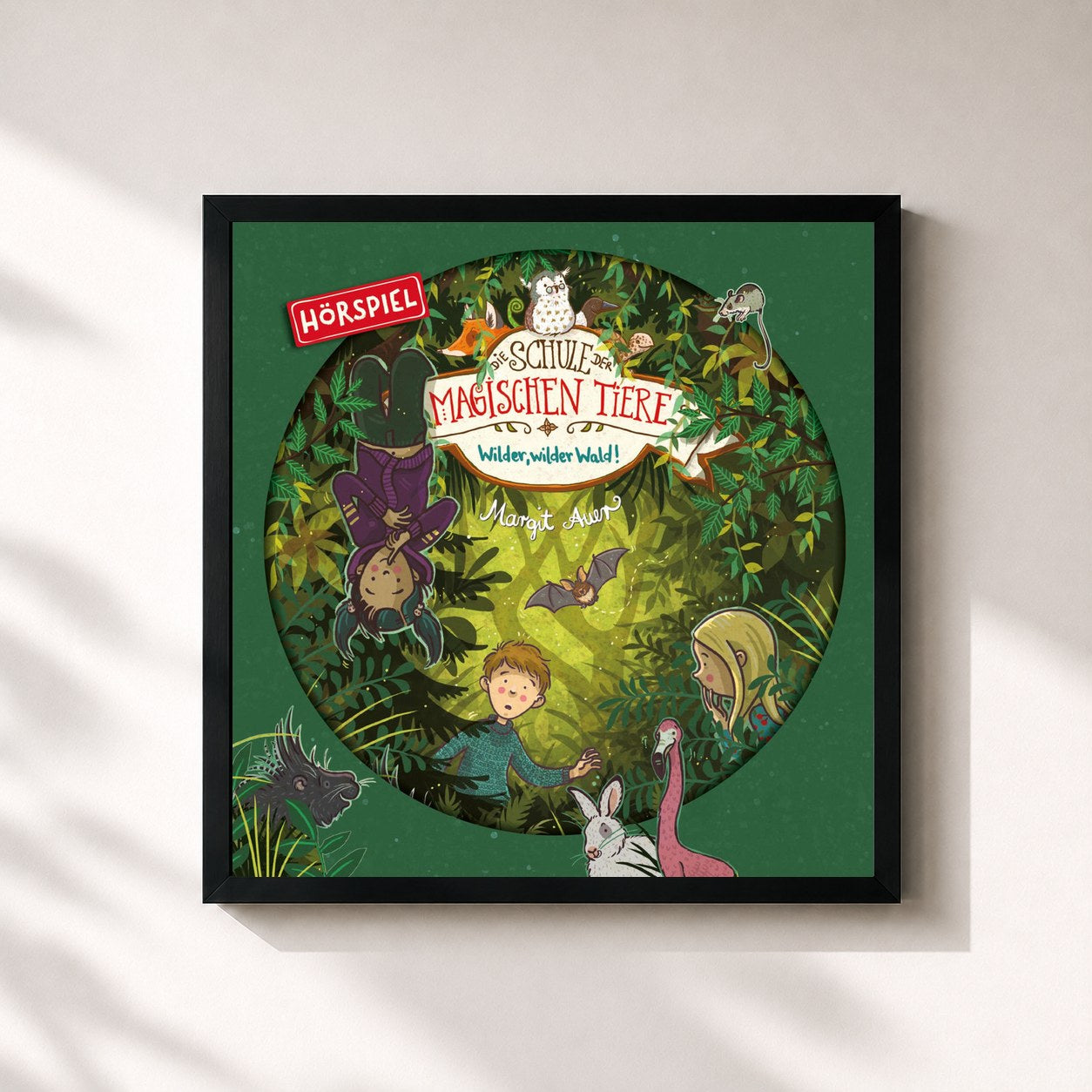 #noir Tableau carré de l'album 11: Wilder, wilder Wald! de Die Schule der magischen Tiere, cadre noir 32x32 cm