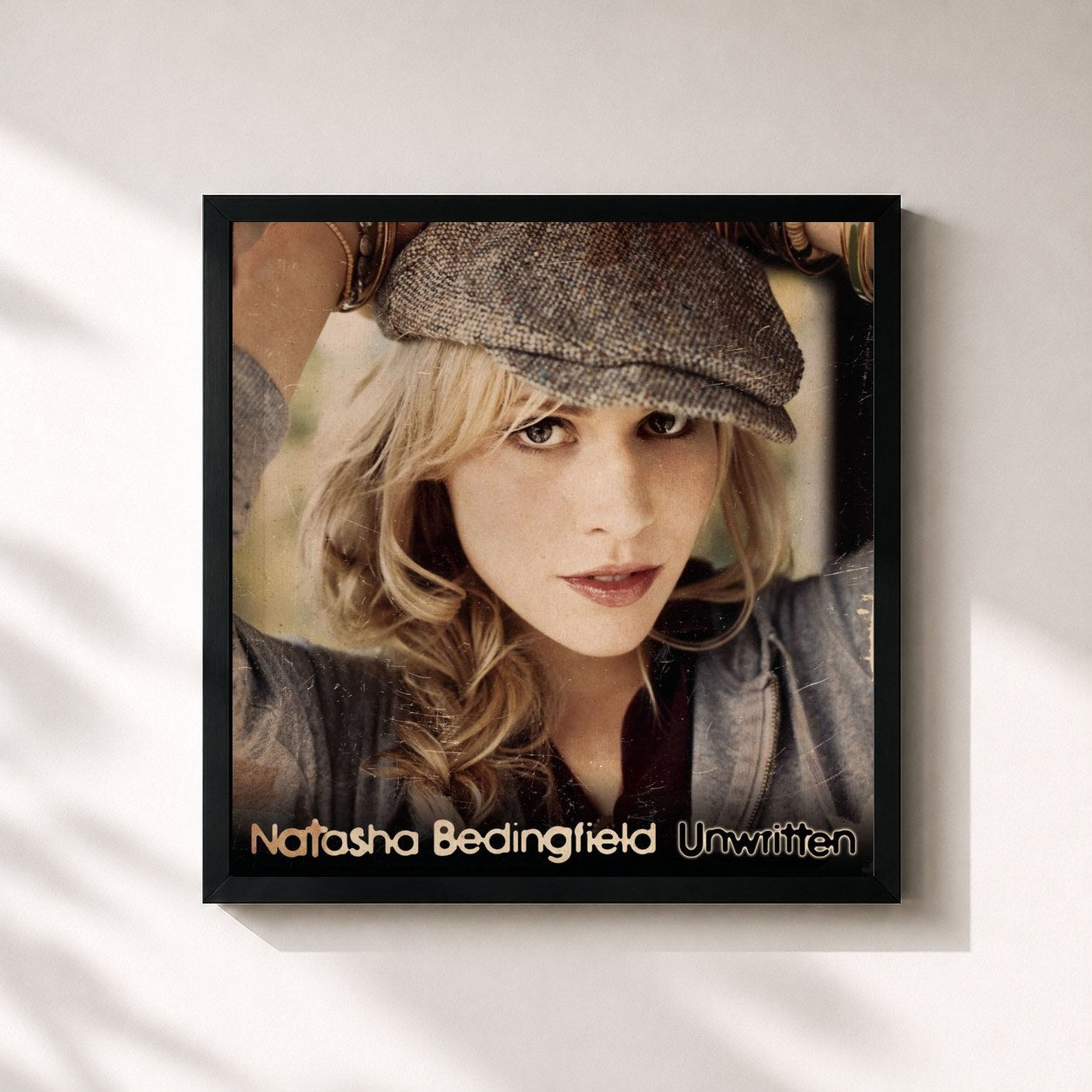 #noir Tableau carré de l'album Unwritten de Natasha Bedingfield, cadre noir 32x32 cm