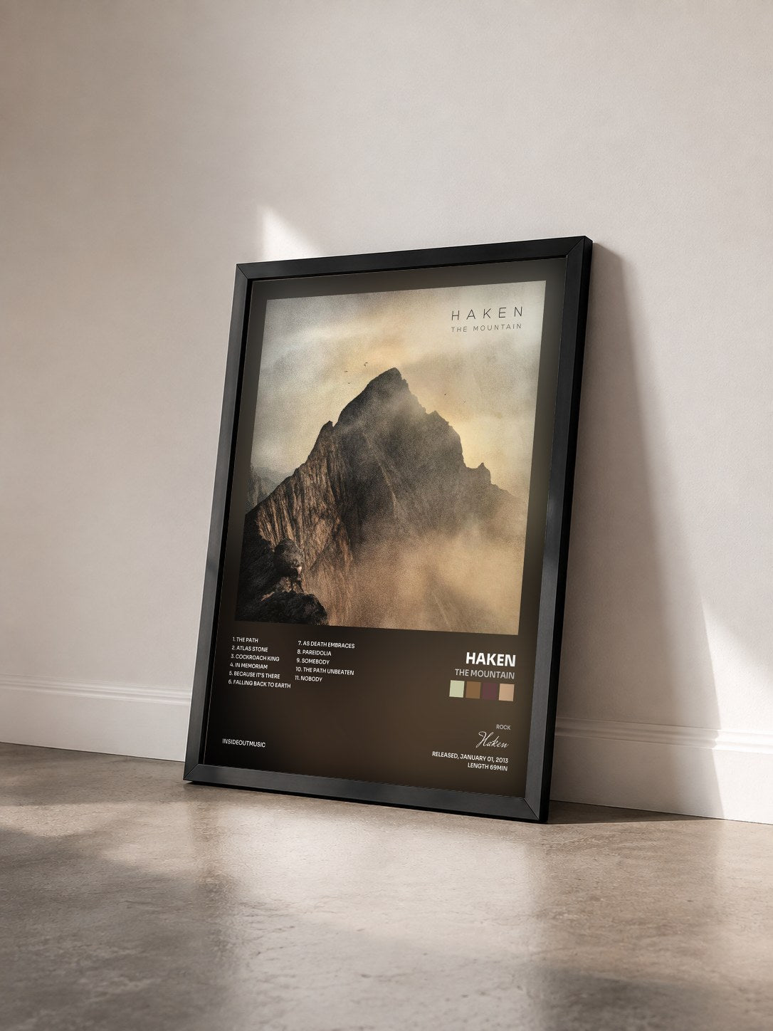 #noir Tableau de l'album The Mountain de Haken vu de trois quarts, cadre noir