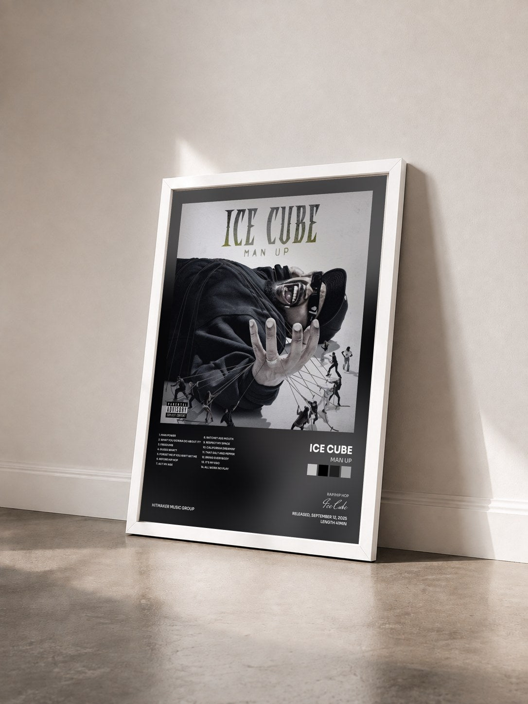 #blanc Tableau de l'album Man Up de Ice Cube vu de trois quarts, cadre blanc