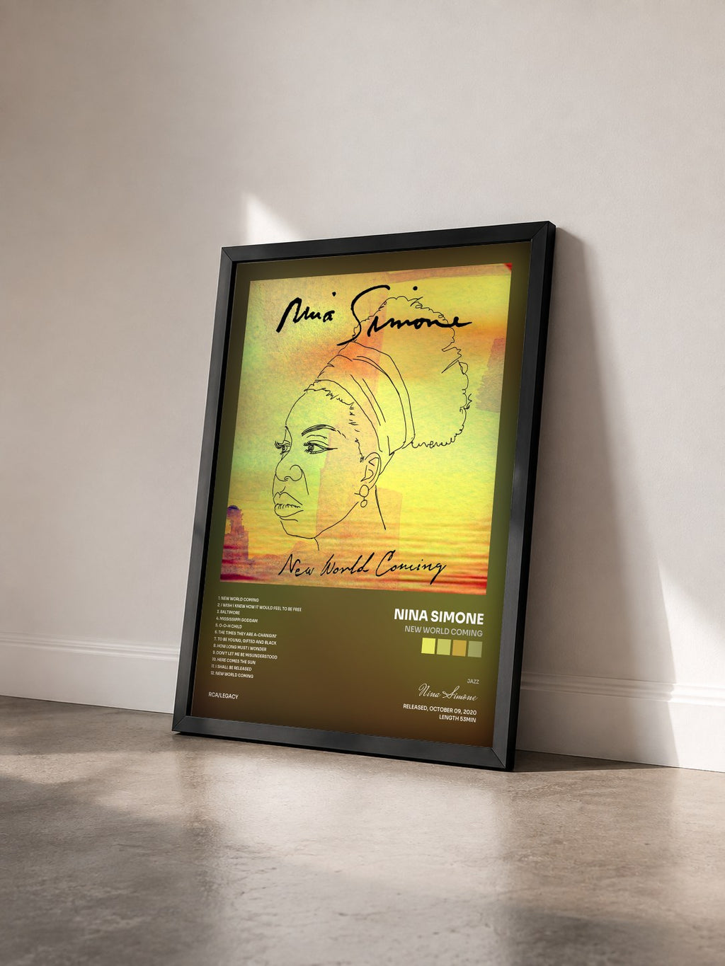 #noir New World Coming von Nina Simone als gerahmter Kunstdruck von schräg gesehen, schwarzer Rahmen