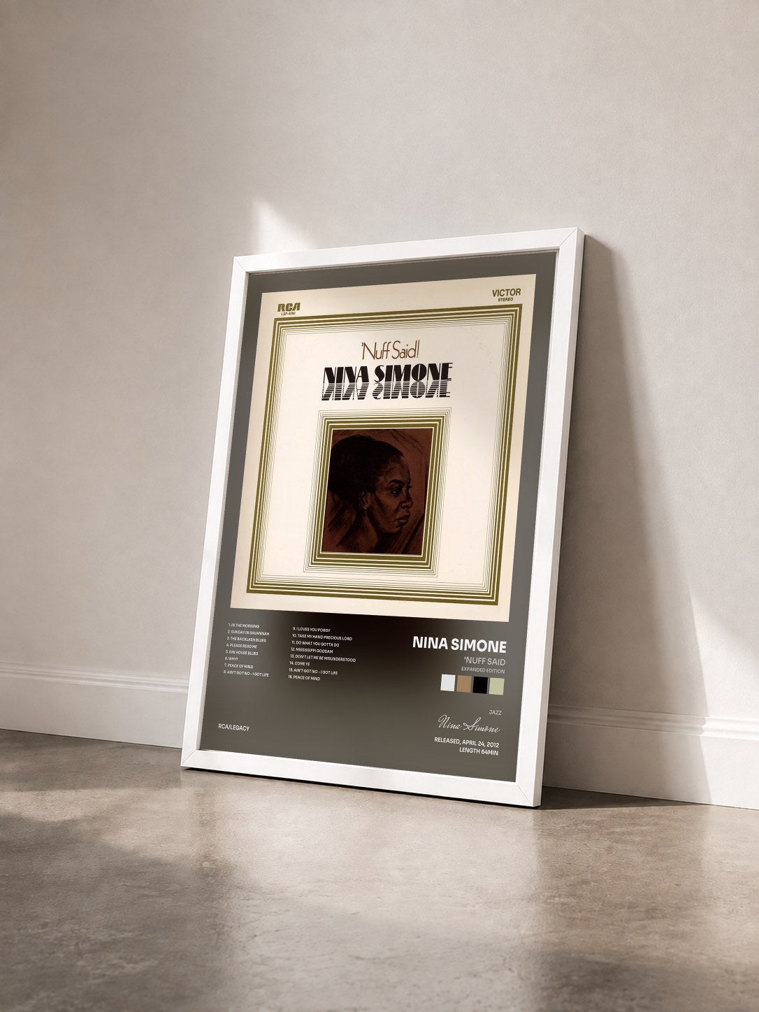 #blanc Tableau de l'album 'Nuff Said (Expanded Edition) de Nina Simone vu de trois quarts, cadre blanc