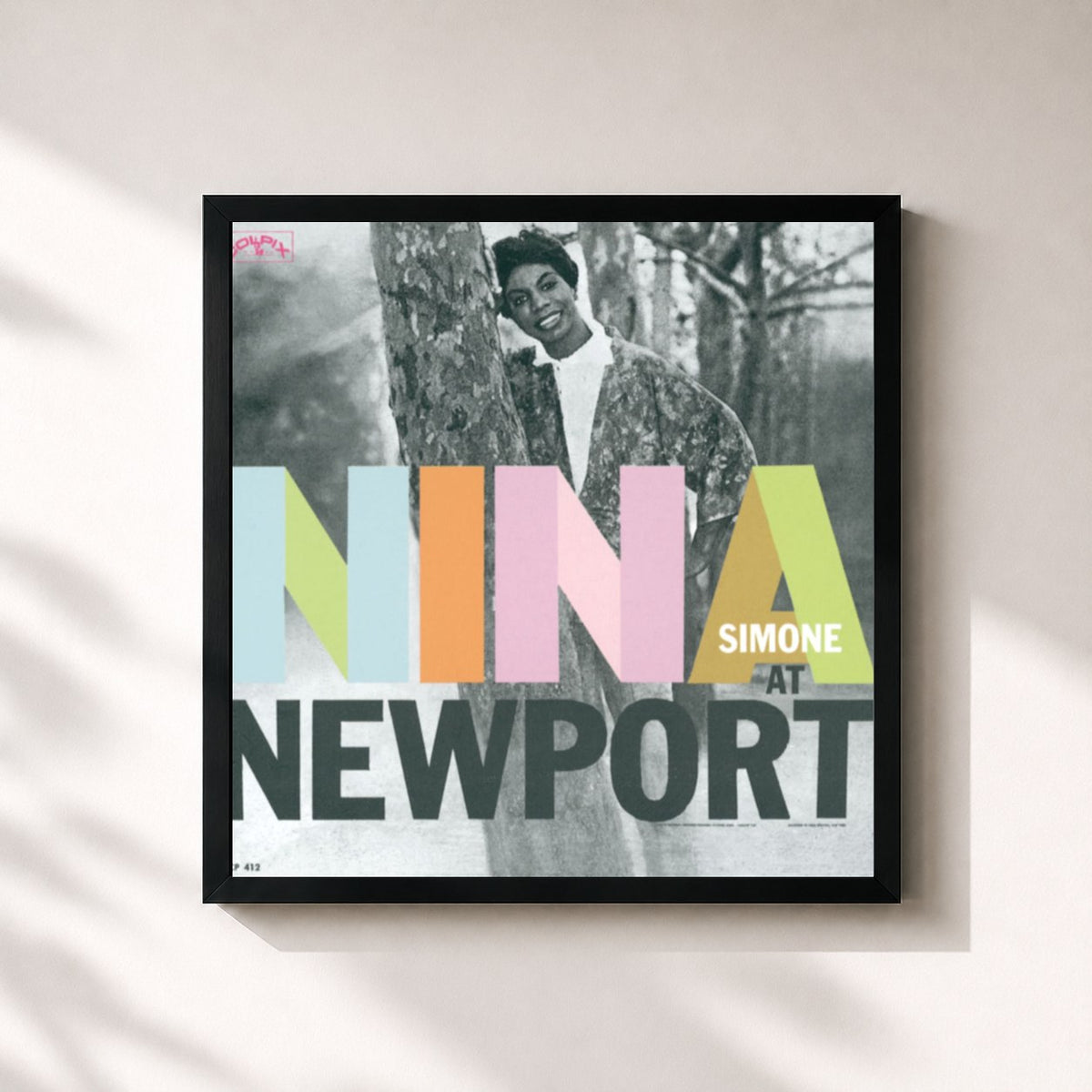 #noir Tableau carré de l'album Nina Simone at Newport de Nina Simone, cadre noir 32x32 cm