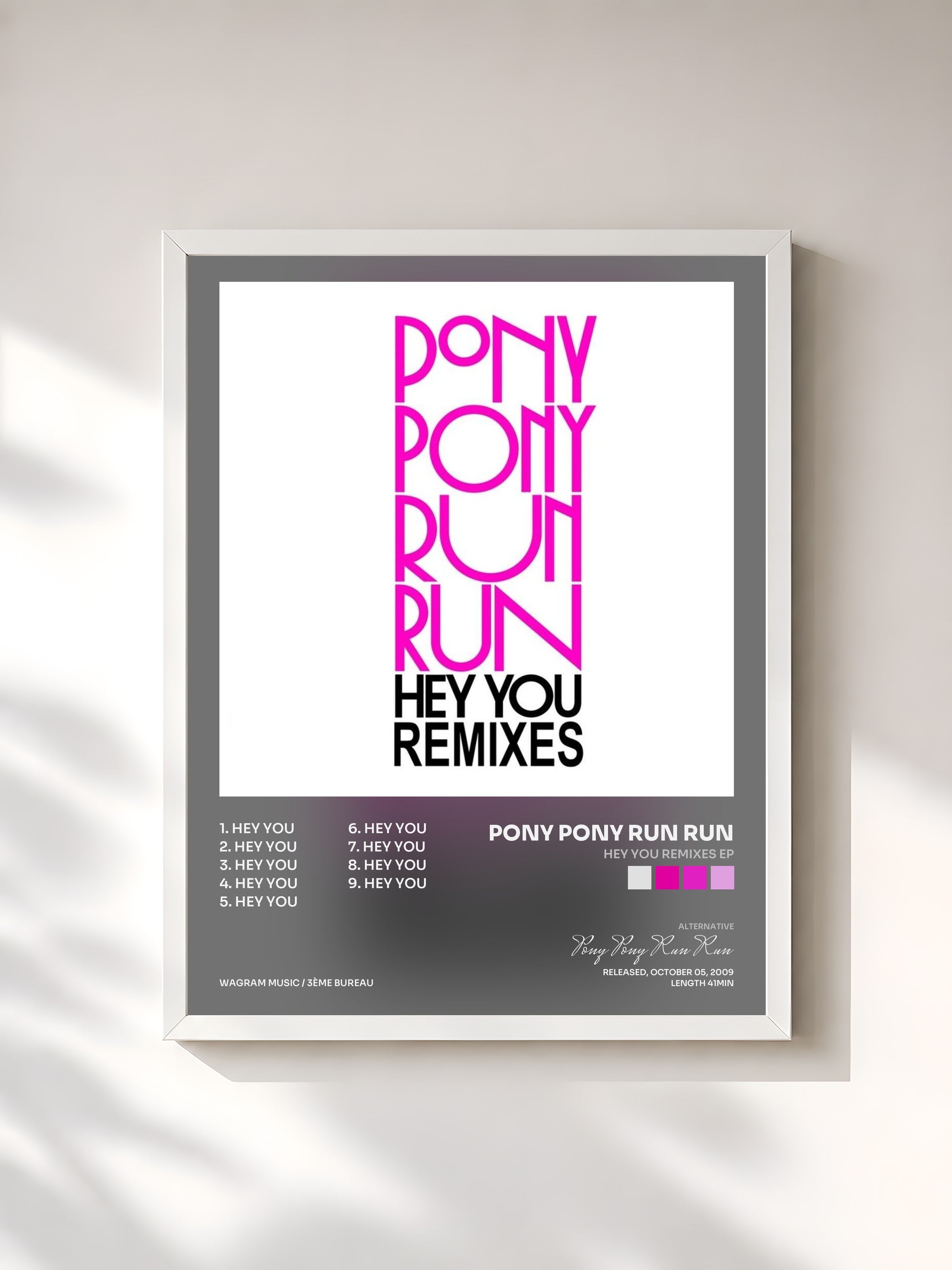 #blanc Tableau de l'album Hey You Remixes EP de Pony Pony Run Run, cadre blanc, imprimé et encadré en France