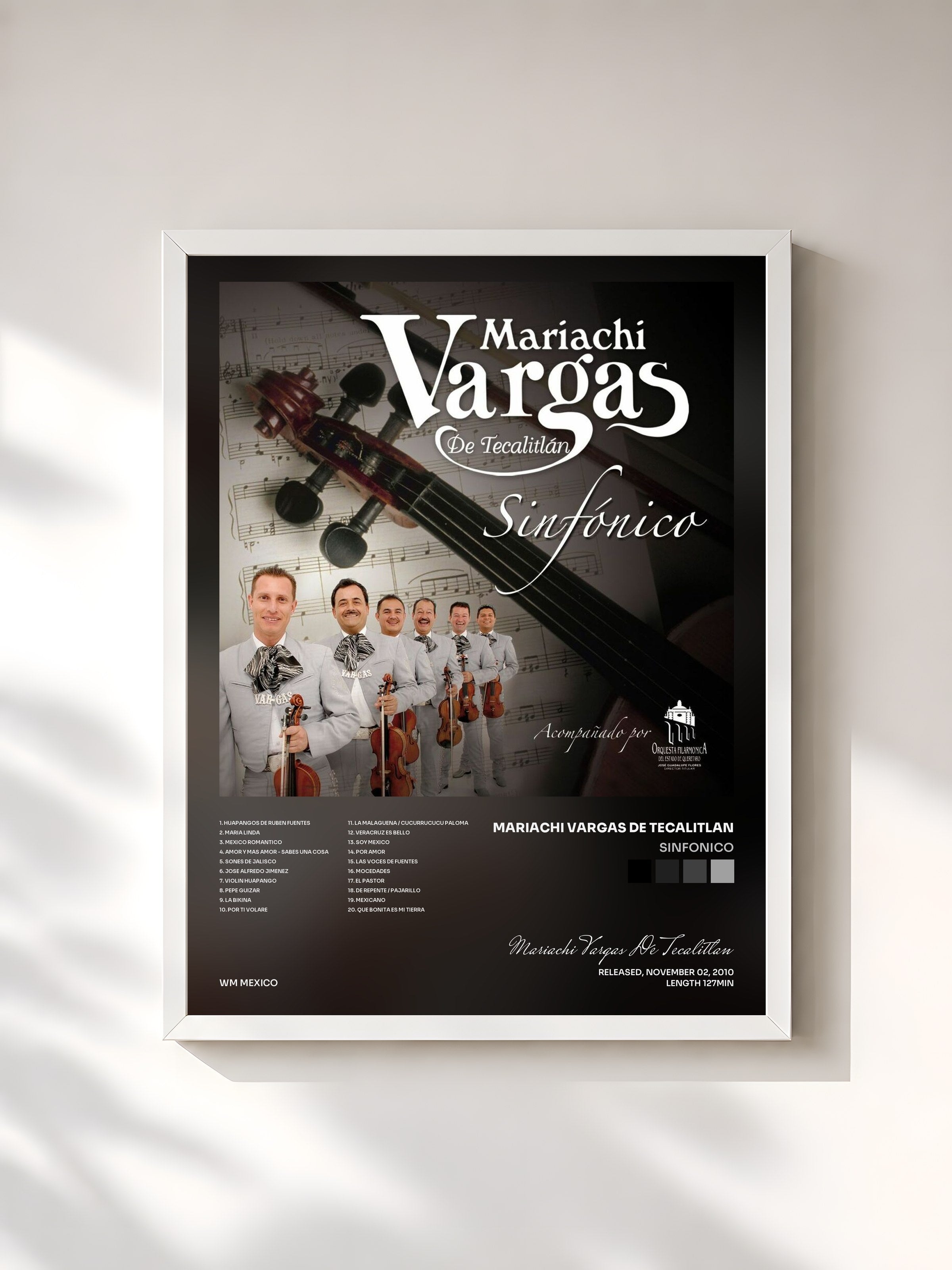 #blanc Tableau de l'album Sinfonico de Mariachi Vargas De Tecalitlan, cadre blanc, imprimé et encadré en France