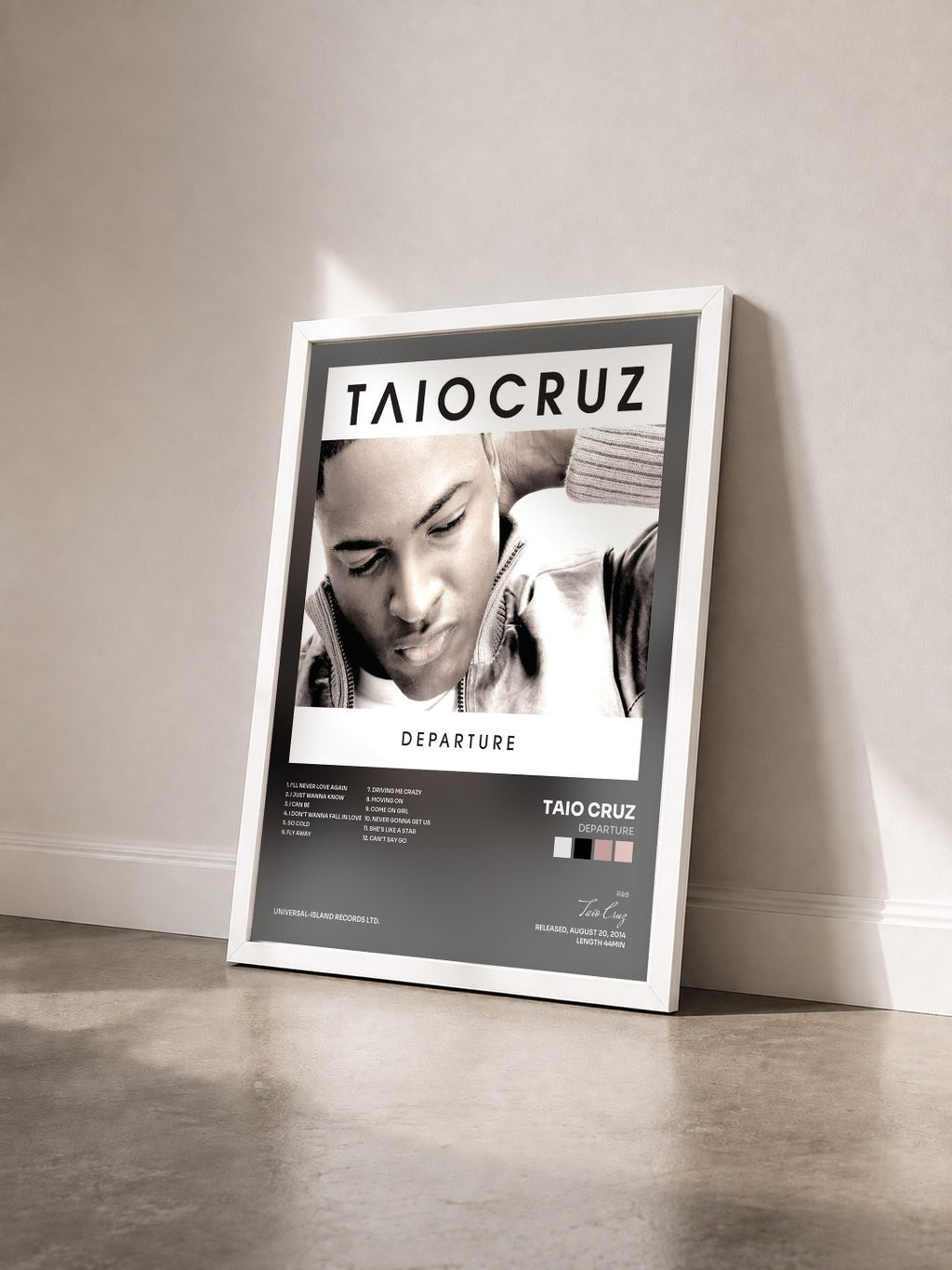 #blanc Tableau de l'album Departure de Taio Cruz vu de trois quarts, cadre blanc