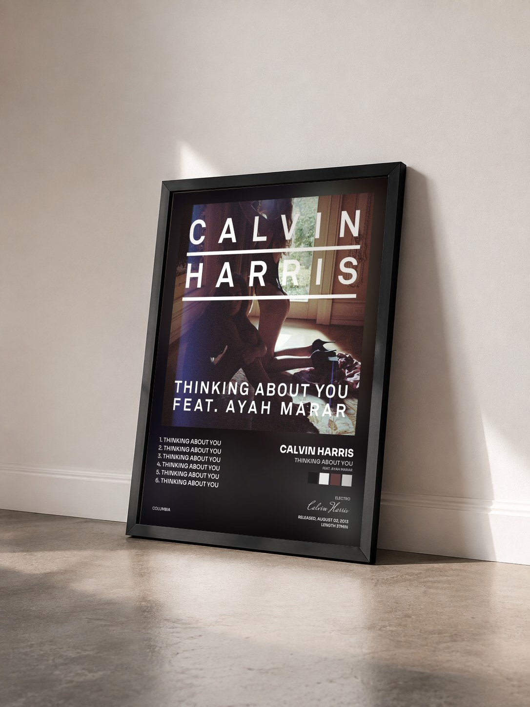 #noir Tableau de l'album Thinking About You (feat. Ayah Marar) de Calvin Harris vu de trois quarts, cadre noir