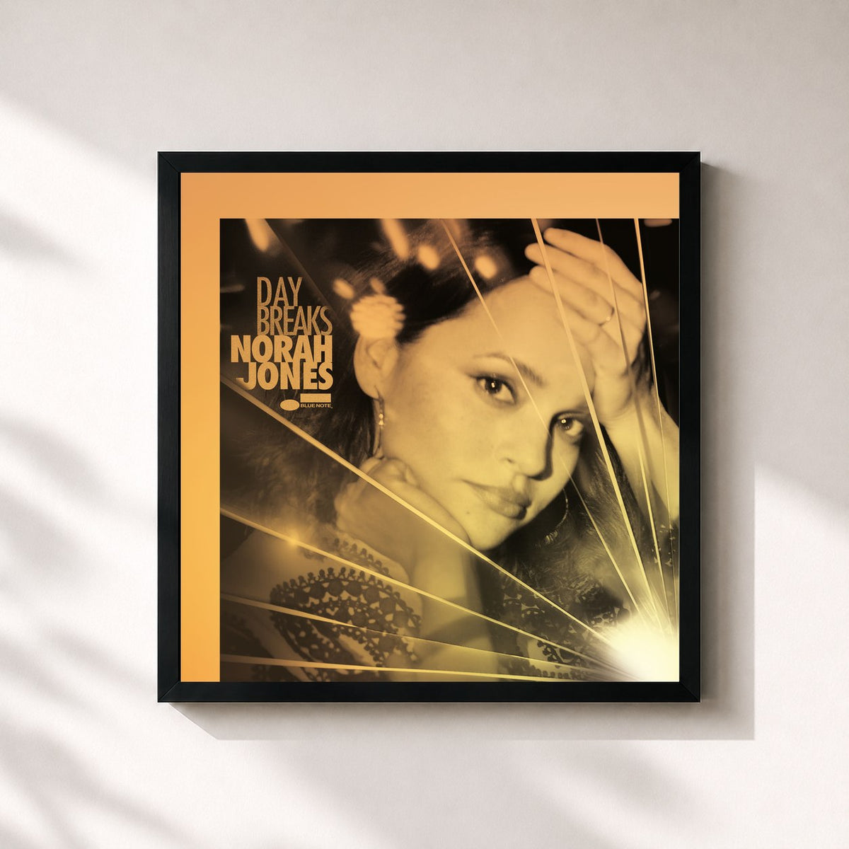 #noir Tableau carré de l'album Day Breaks de Norah Jones, cadre noir 32x32 cm