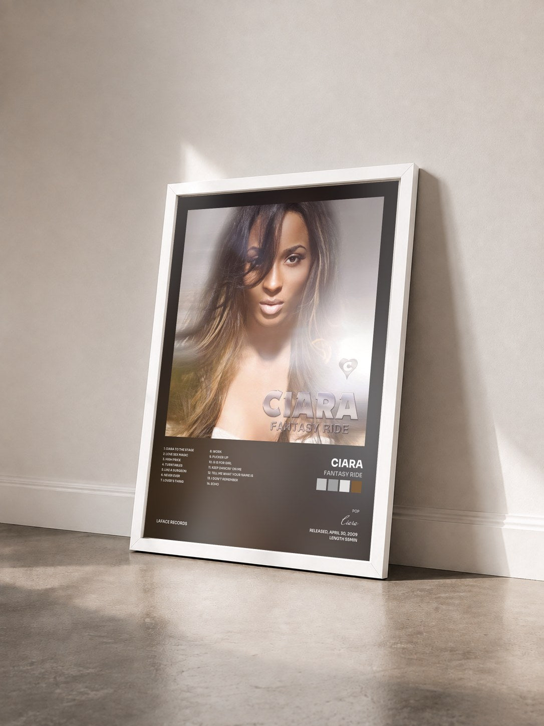 #blanc Tableau de l'album Fantasy Ride de Ciara vu de trois quarts, cadre blanc