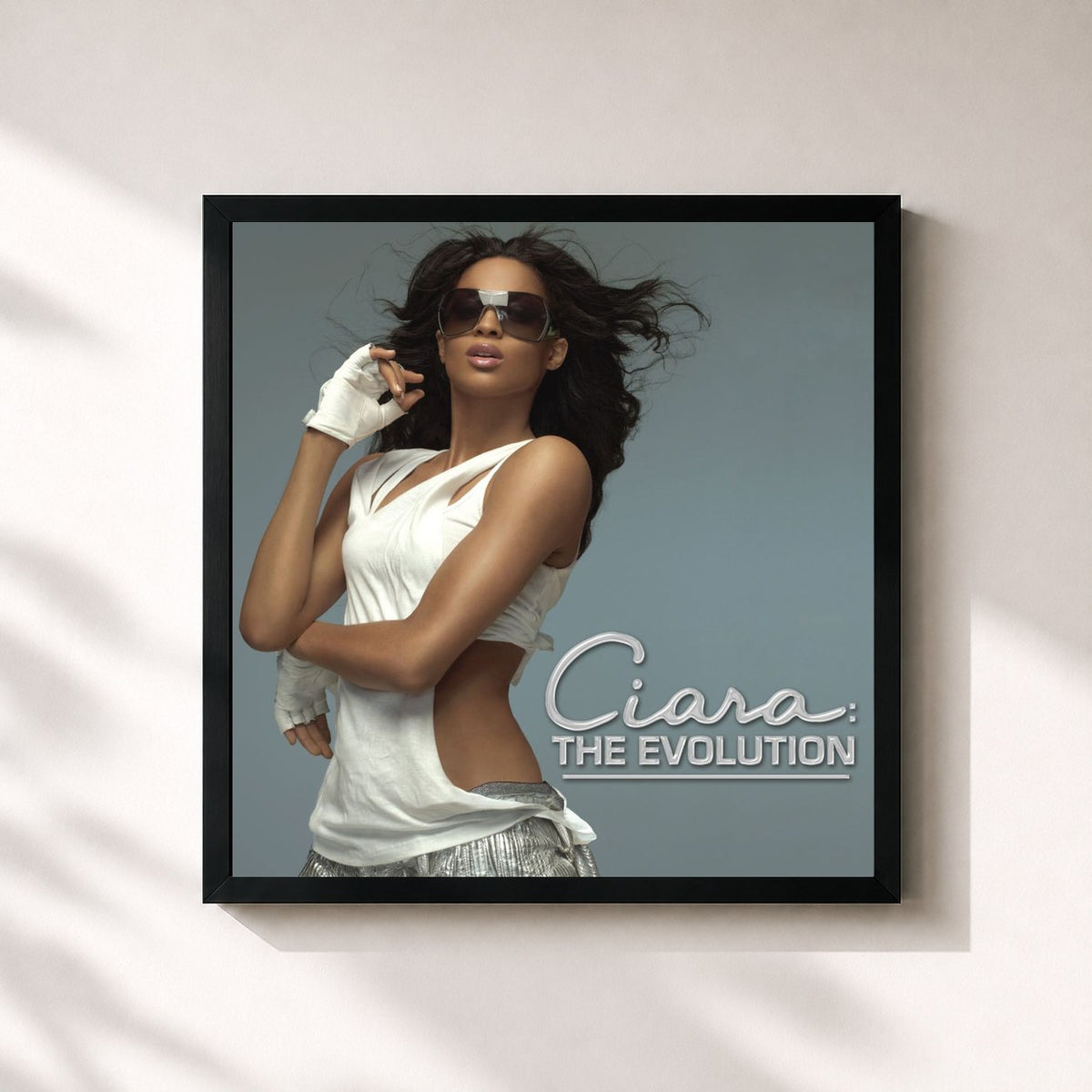 #noir Tableau carré de l'album The Evolution de Ciara, cadre noir 32x32 cm