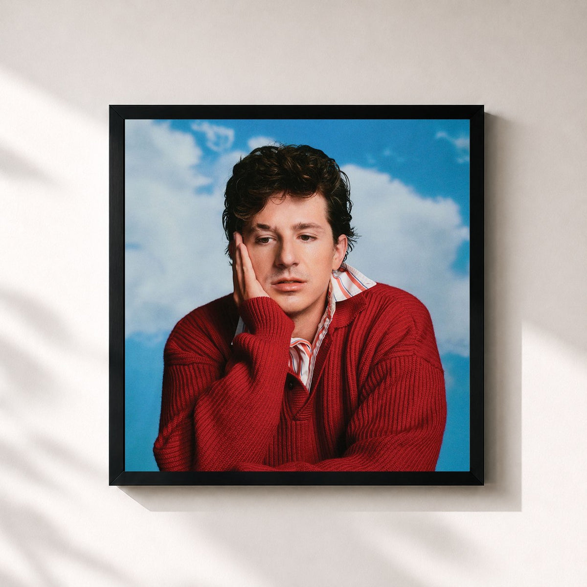 #noir Tableau carré de l'album Whatever's Clever! de Charlie Puth, cadre noir 32x32 cm
