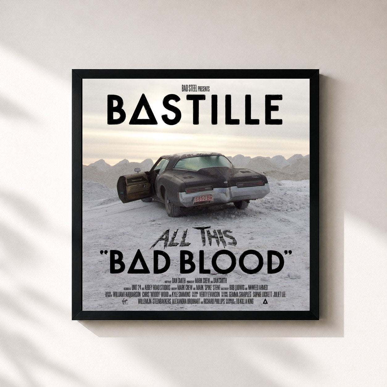 #noir Tableau carré de l'album All This Bad Blood de Bastille, cadre noir 32x32 cm