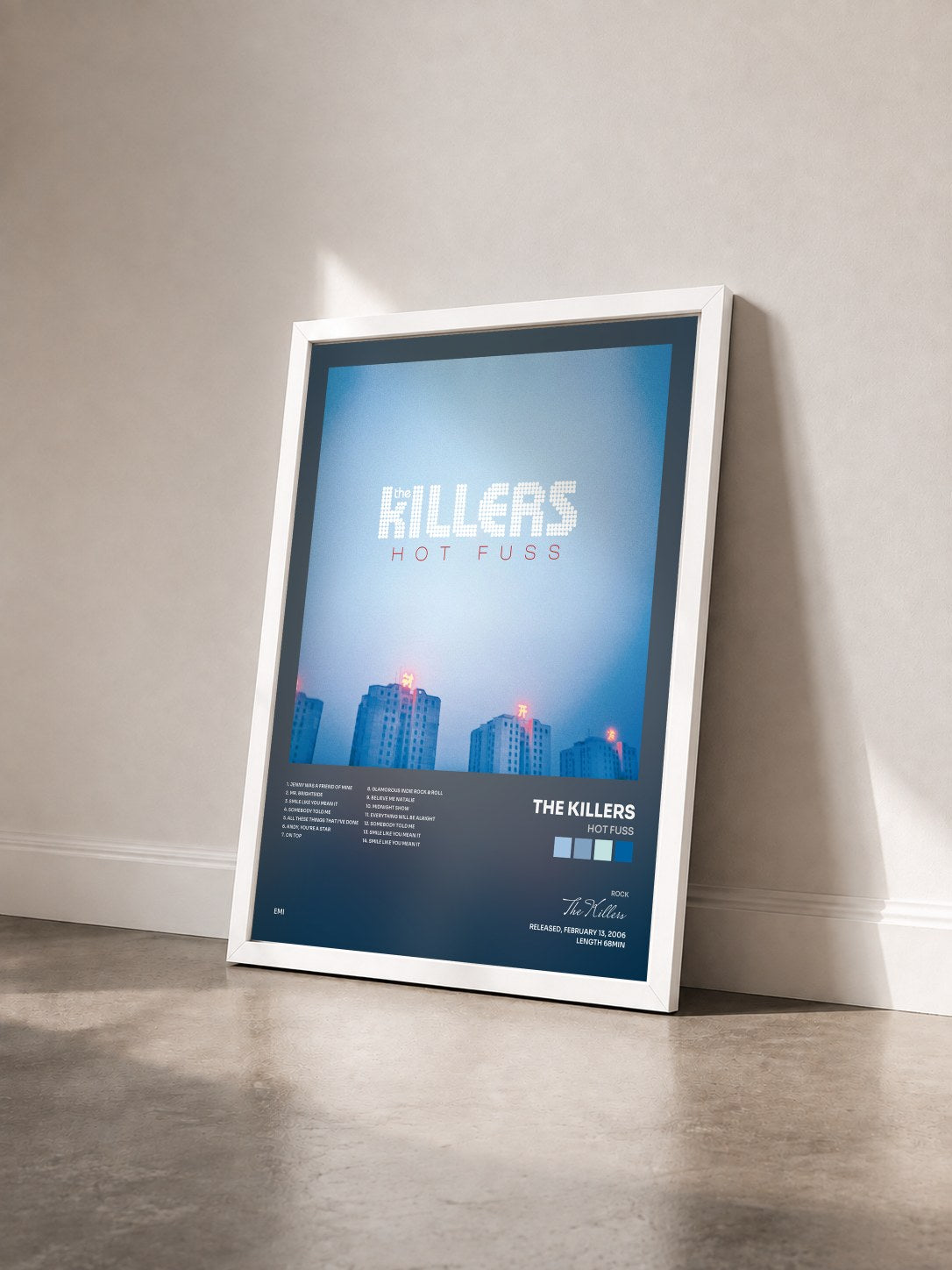 #blanc Tableau de l'album Hot Fuss de The Killers vu de trois quarts, cadre blanc