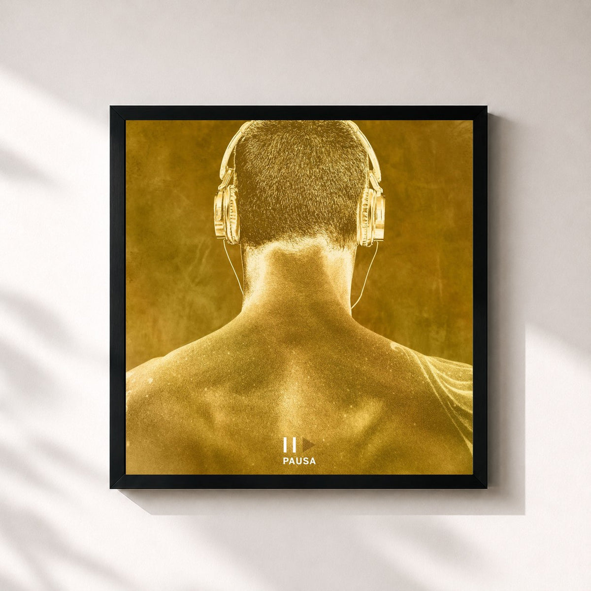 #noir PAUSA by Ricky Martin as a square framed art print, black 32x32 cm frame